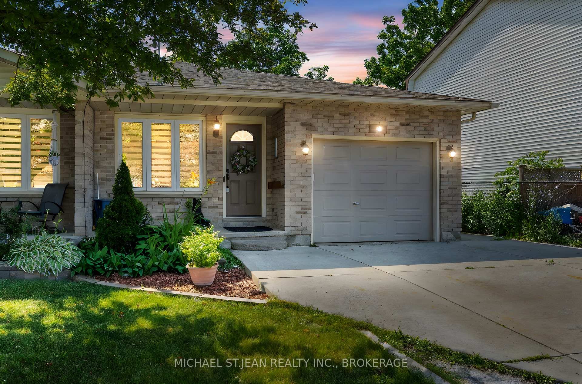 Photo 1 of 16 Apollo Drive, Port Colborne, Main Street — HOMEH