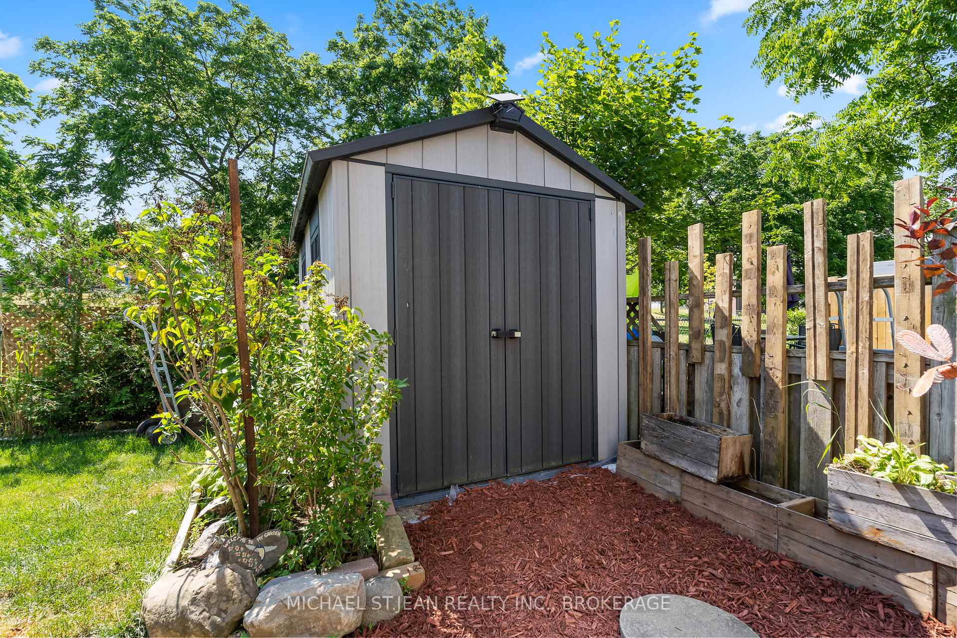 Photo 11 of 16 Apollo Drive, Port Colborne, Main Street — HOMEH