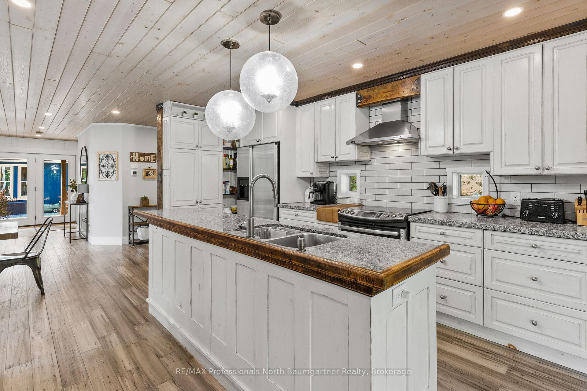 Photo 2 of 1850 Scotch Line Road, Minden Hills, Anson — HOMEH