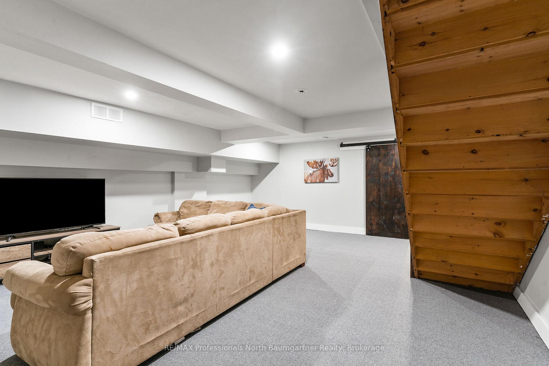 Photo 13 of 1850 Scotch Line Road, Minden Hills, Anson — HOMEH