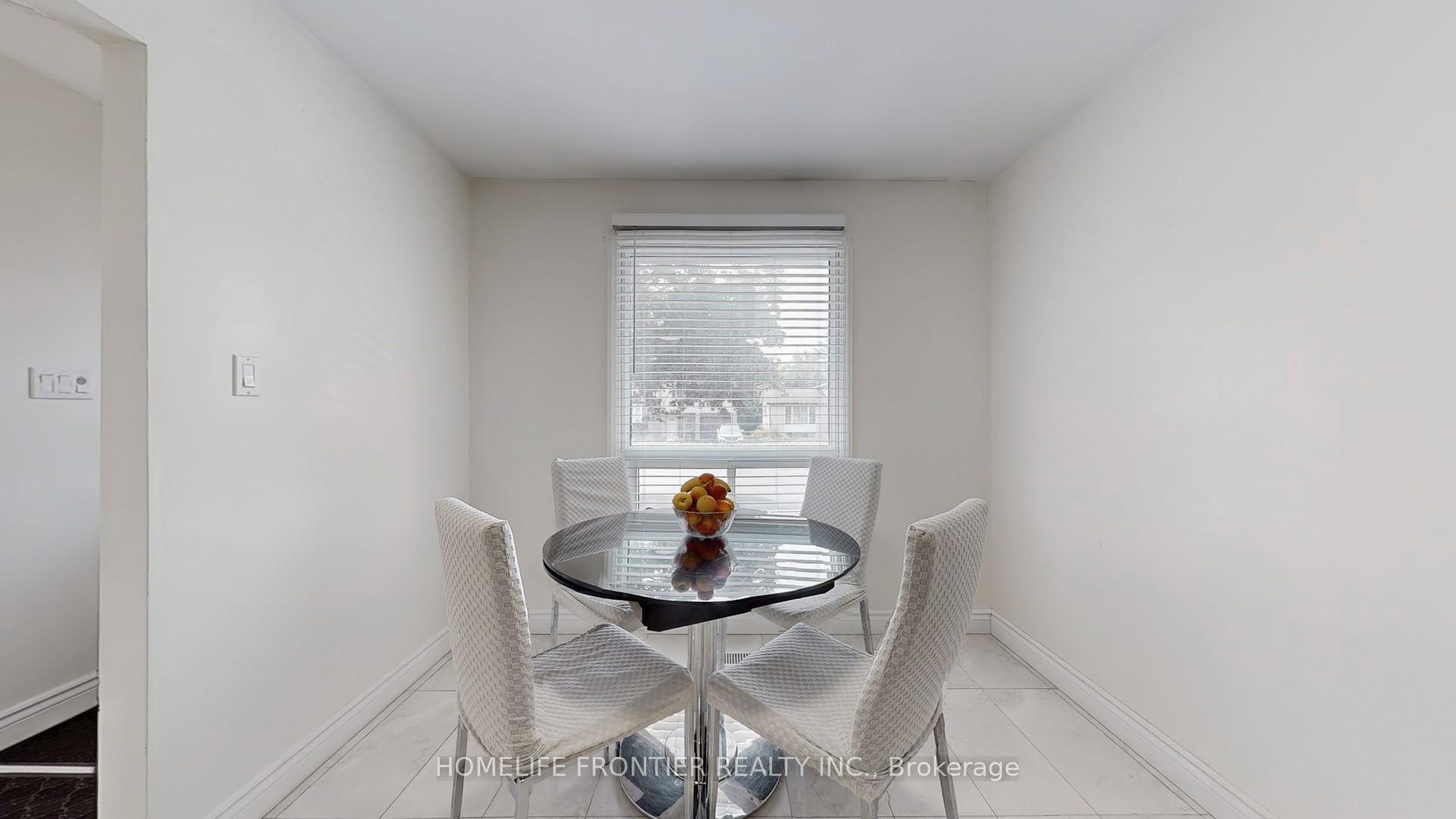 Photo 6 of 20 Emperor Street, Ajax, South East — HOMEH
