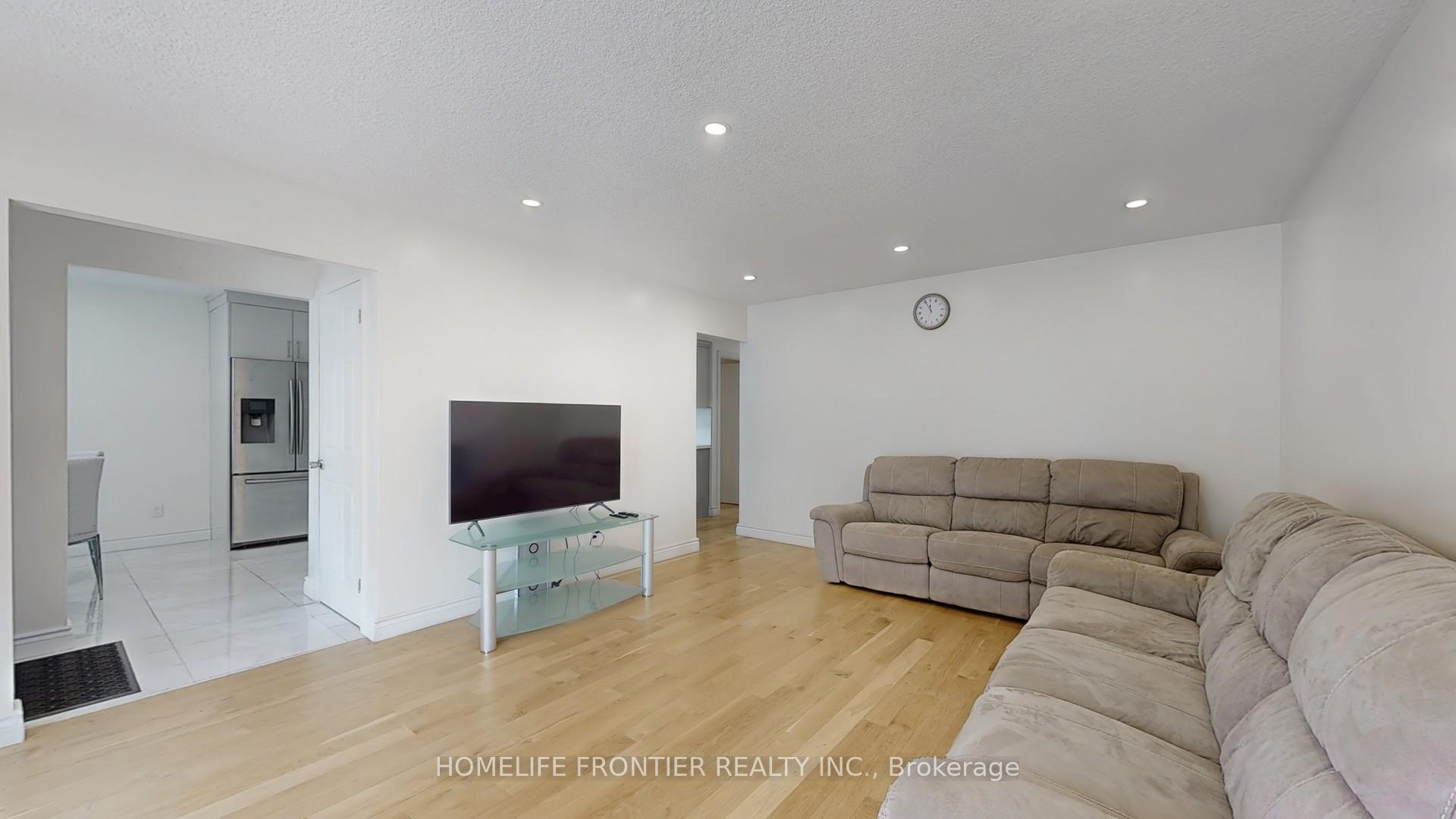 Photo 7 of 20 Emperor Street, Ajax, South East — HOMEH