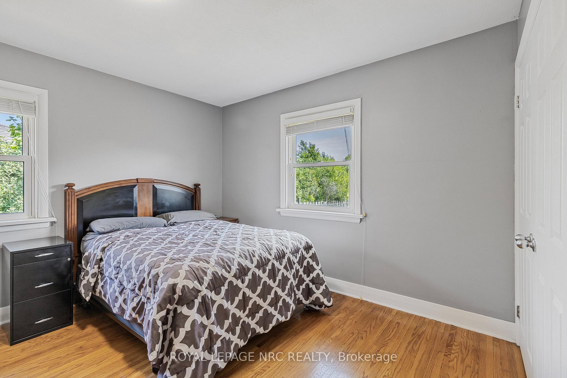 Photo 10 of 4 Cline Road, Grimsby, Grimsby West — HOMEH
