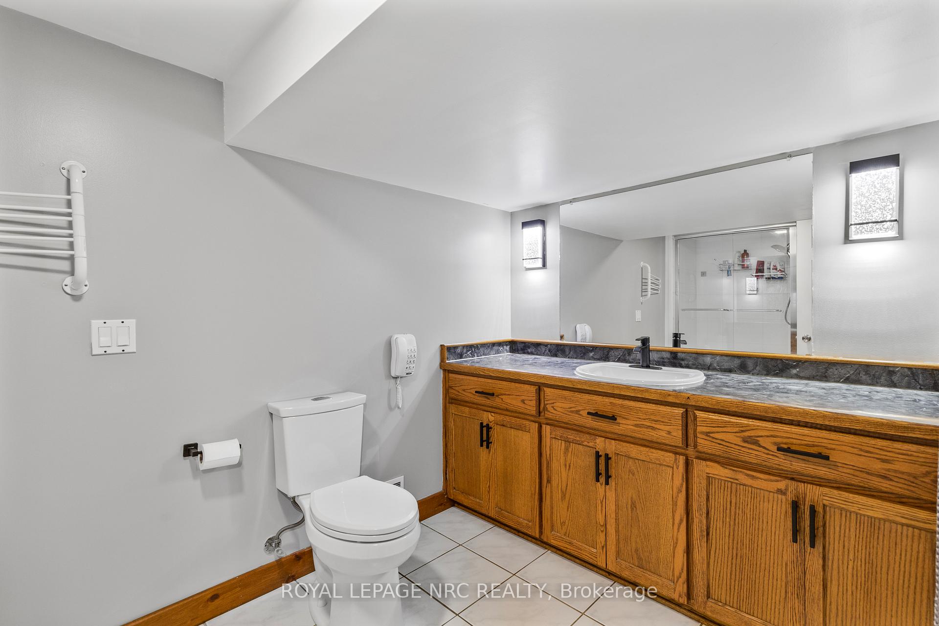 Photo 17 of 4 Cline Road, Grimsby, Grimsby West — HOMEH