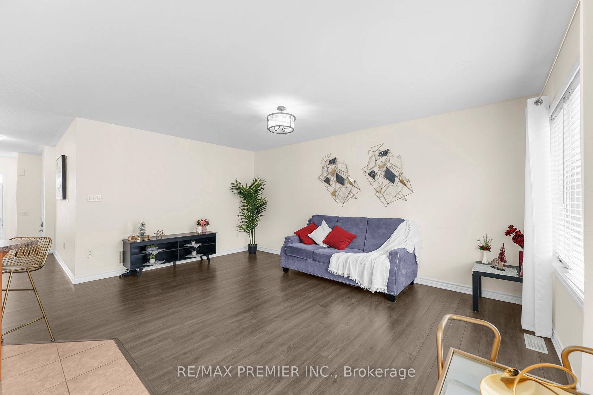 Photo 3 of 1708 Copeland Circle, Milton, Clarke — HOMEH