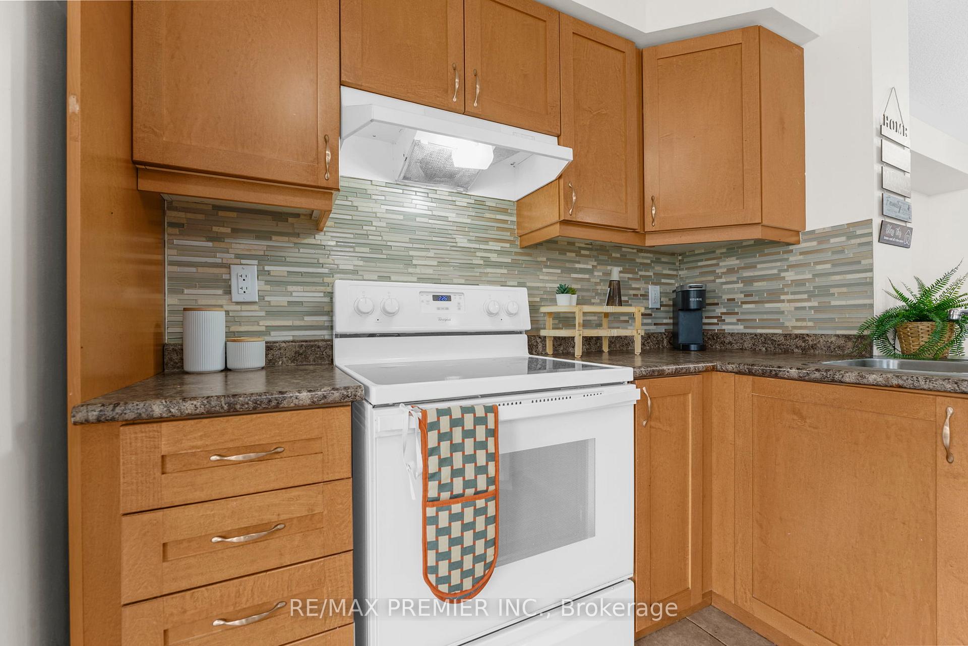 Photo 18 of 1708 Copeland Circle, Milton, Clarke — HOMEH