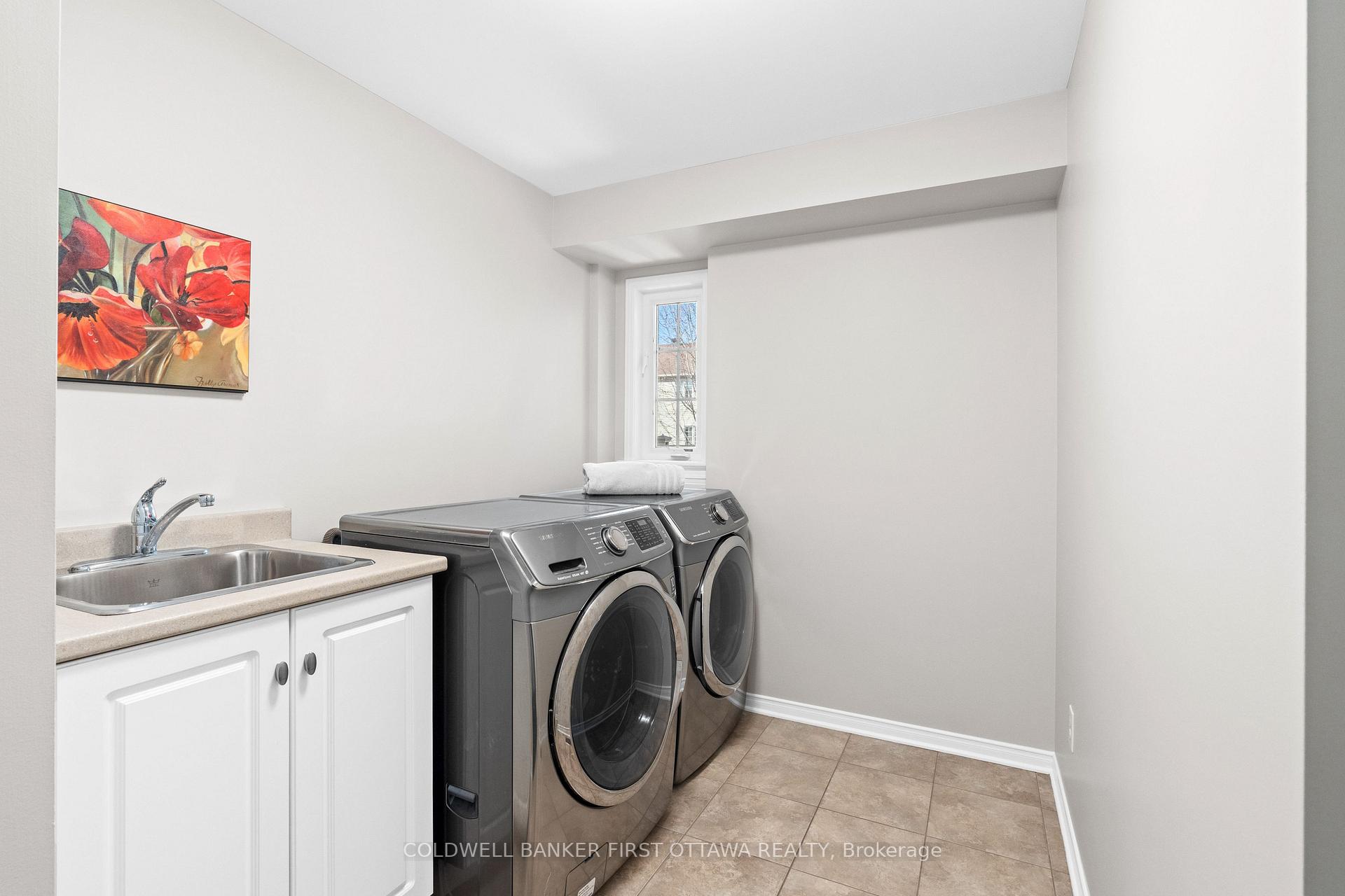 Photo 15 of 831 Dalkena Place, Ottawa, Barrhaven - Stonebridge — HOMEH