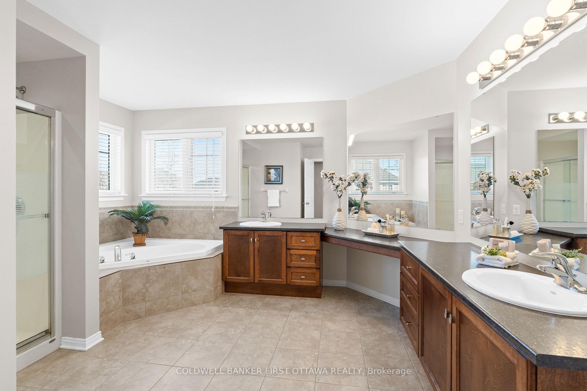 Photo 22 of 831 Dalkena Place, Ottawa, Barrhaven - Stonebridge — HOMEH