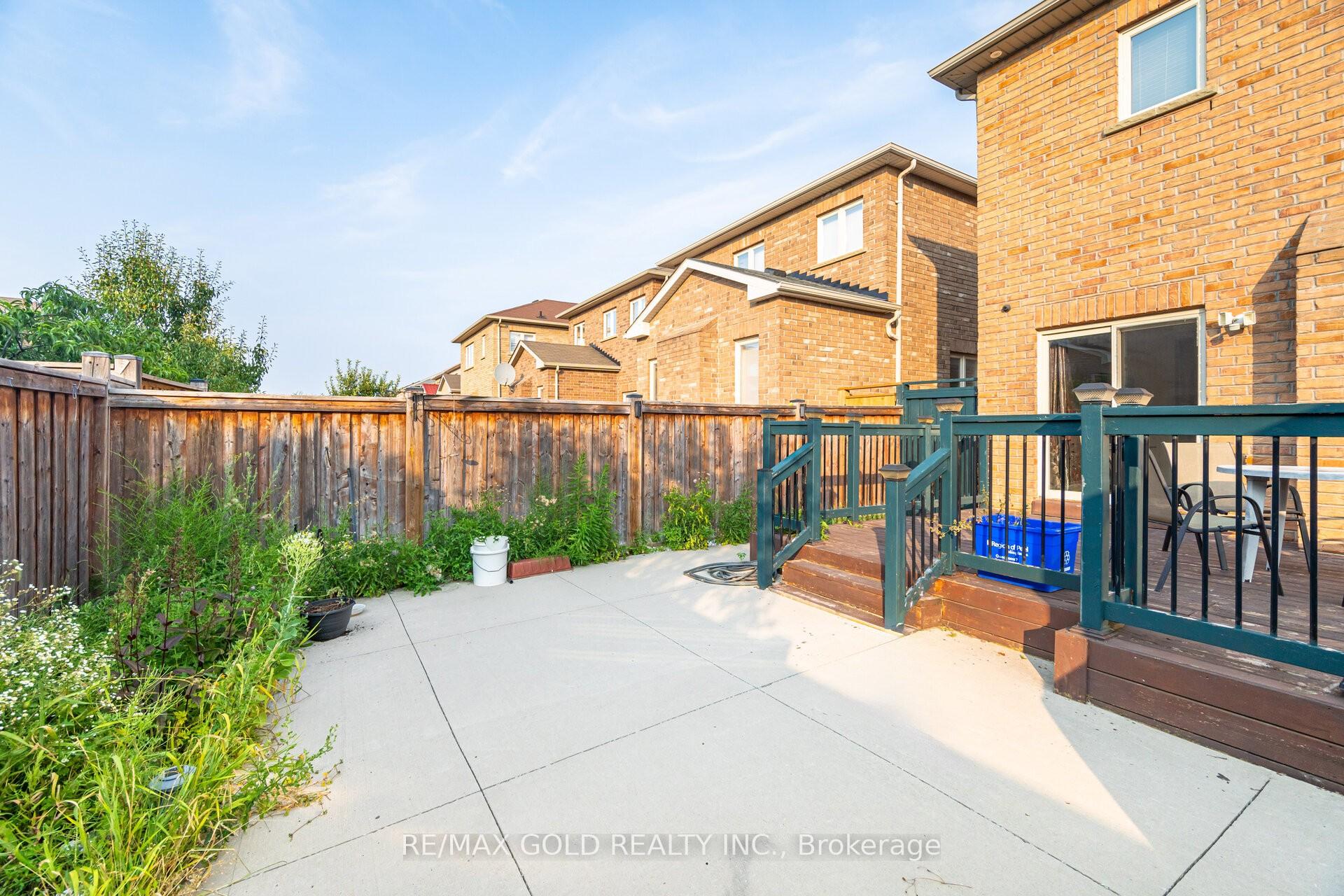 Photo 14 of 8 Washburn Road, Brampton, Bram East — HOMEH