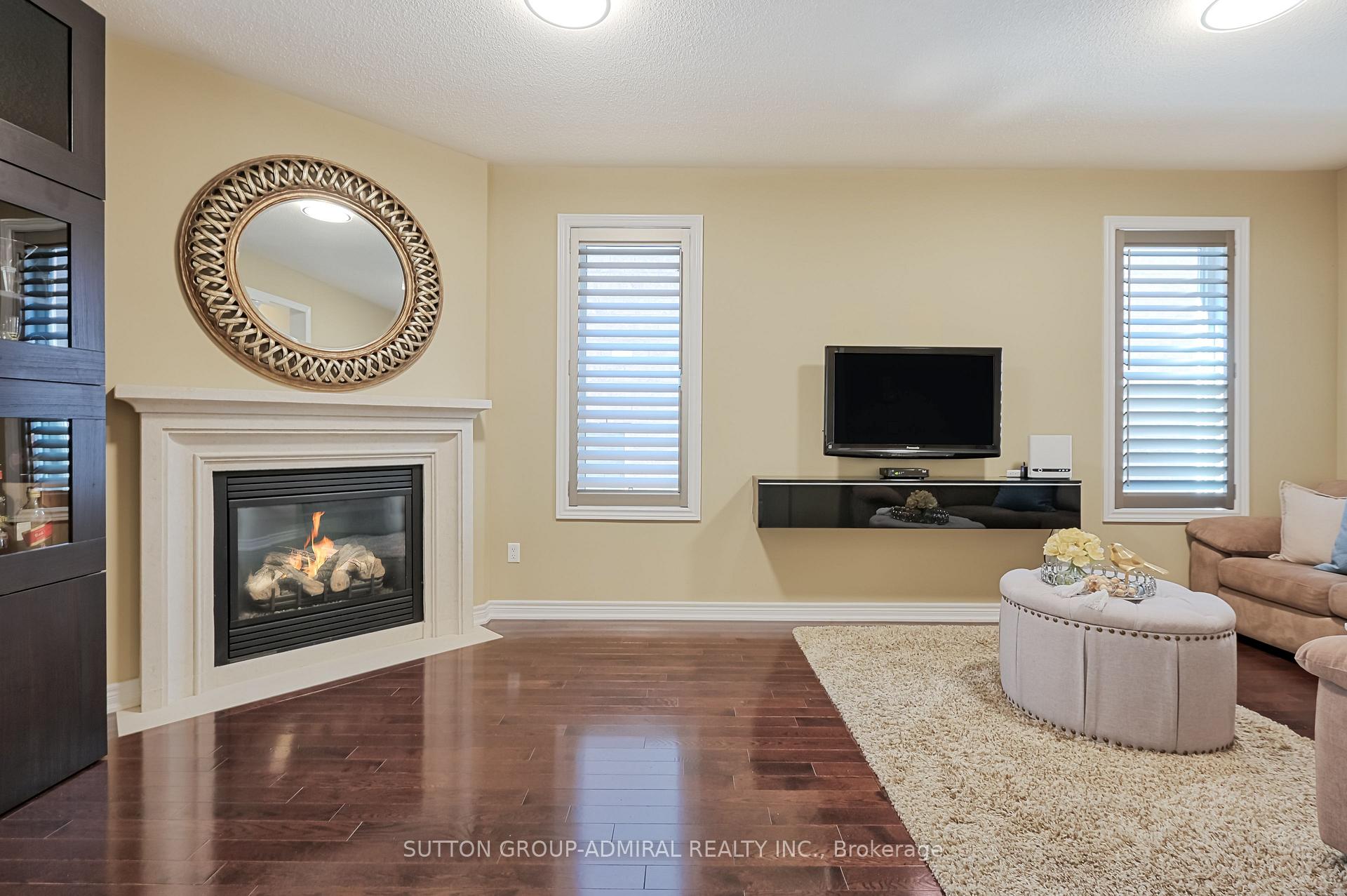Photo 3 of 48 Terme Avenue, Vaughan, Vellore Village — HOMEH
