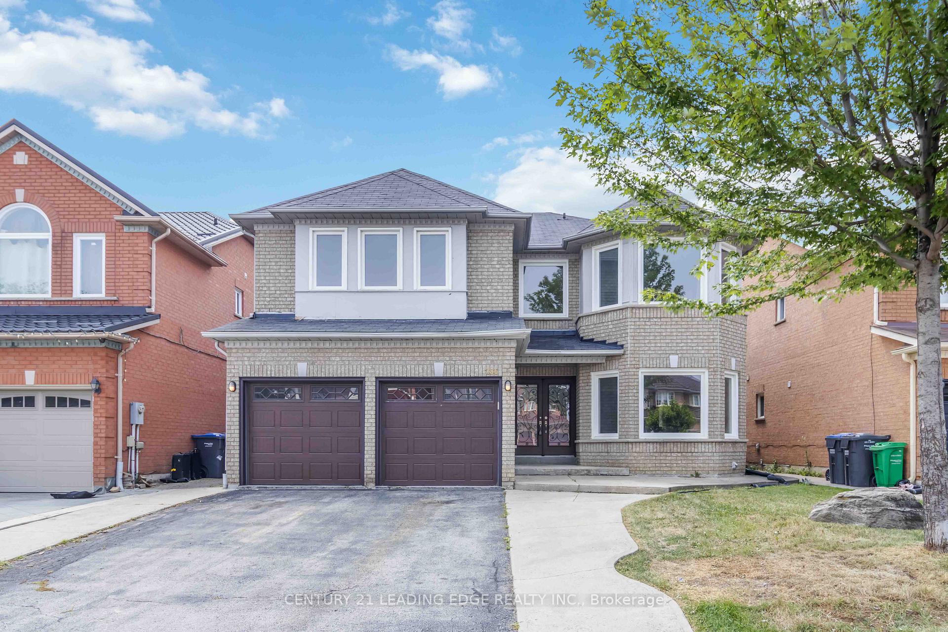 Front of 286 Fernforest Drive