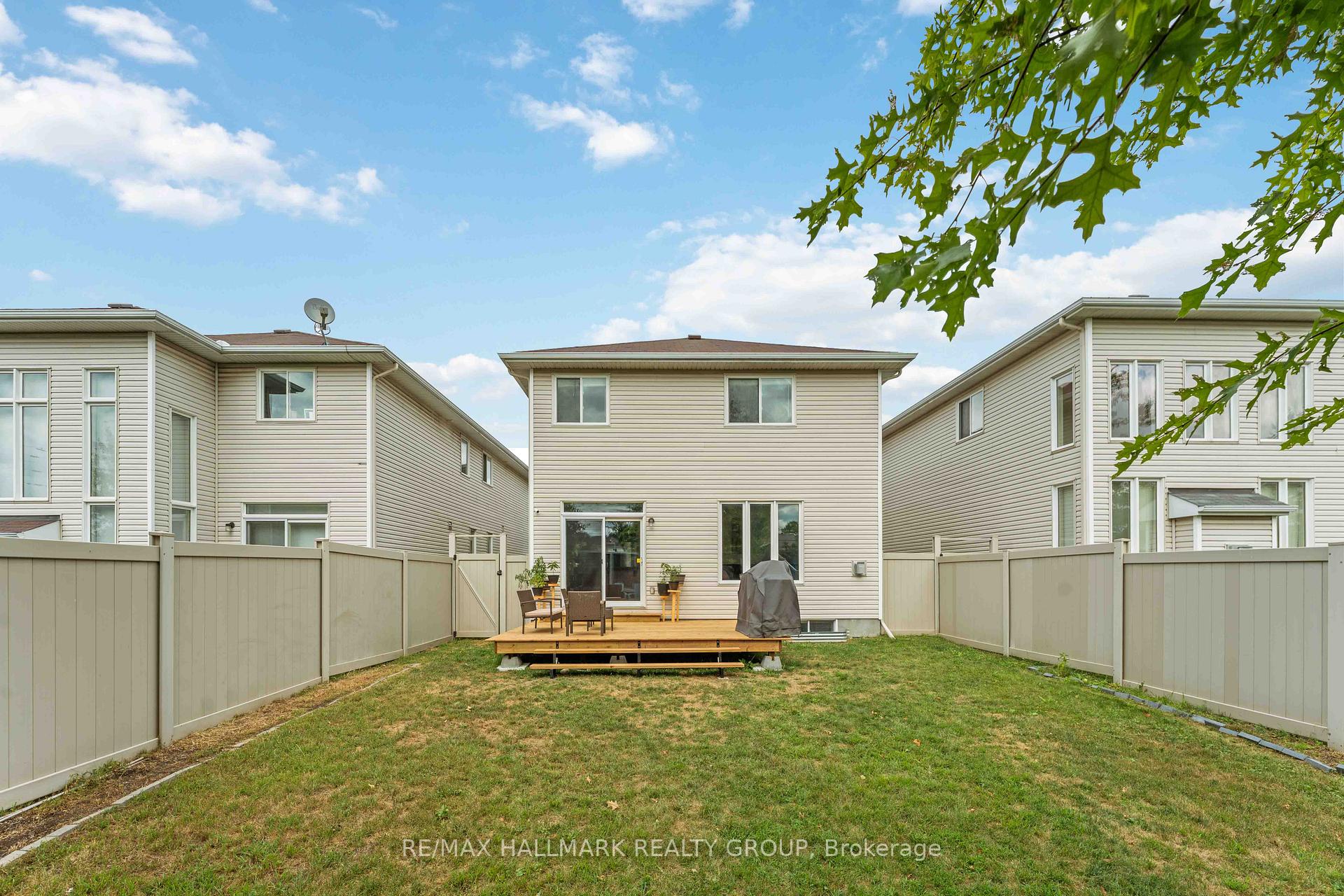 Photo 31 of 656 Everlasting Crescent, Ottawa, Springridge/East Village — HOMEH