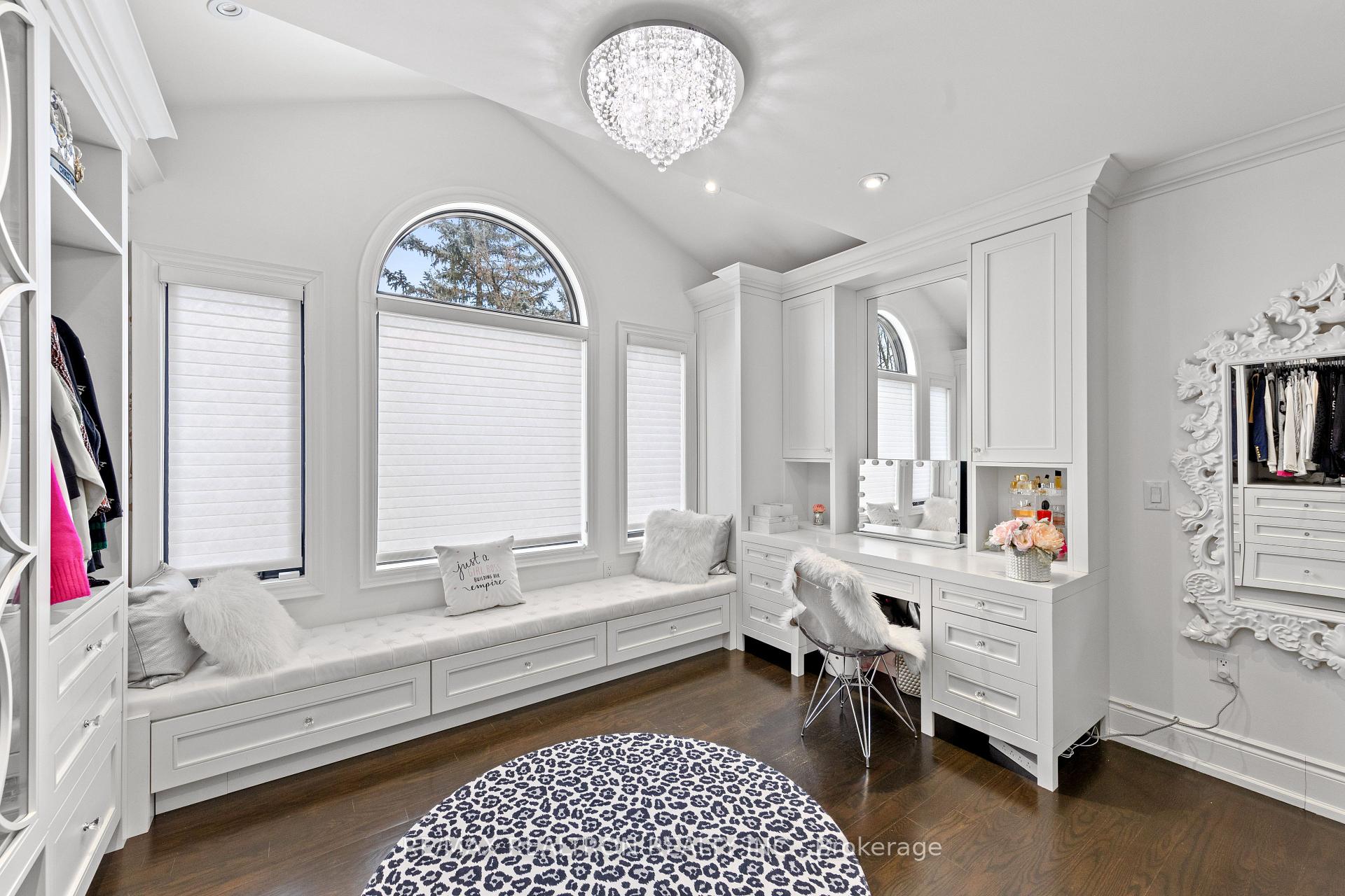 Photo 21 of 129 Thornridge Drive, Vaughan, Crestwood-Springfarm-Yorkhill — HOMEH