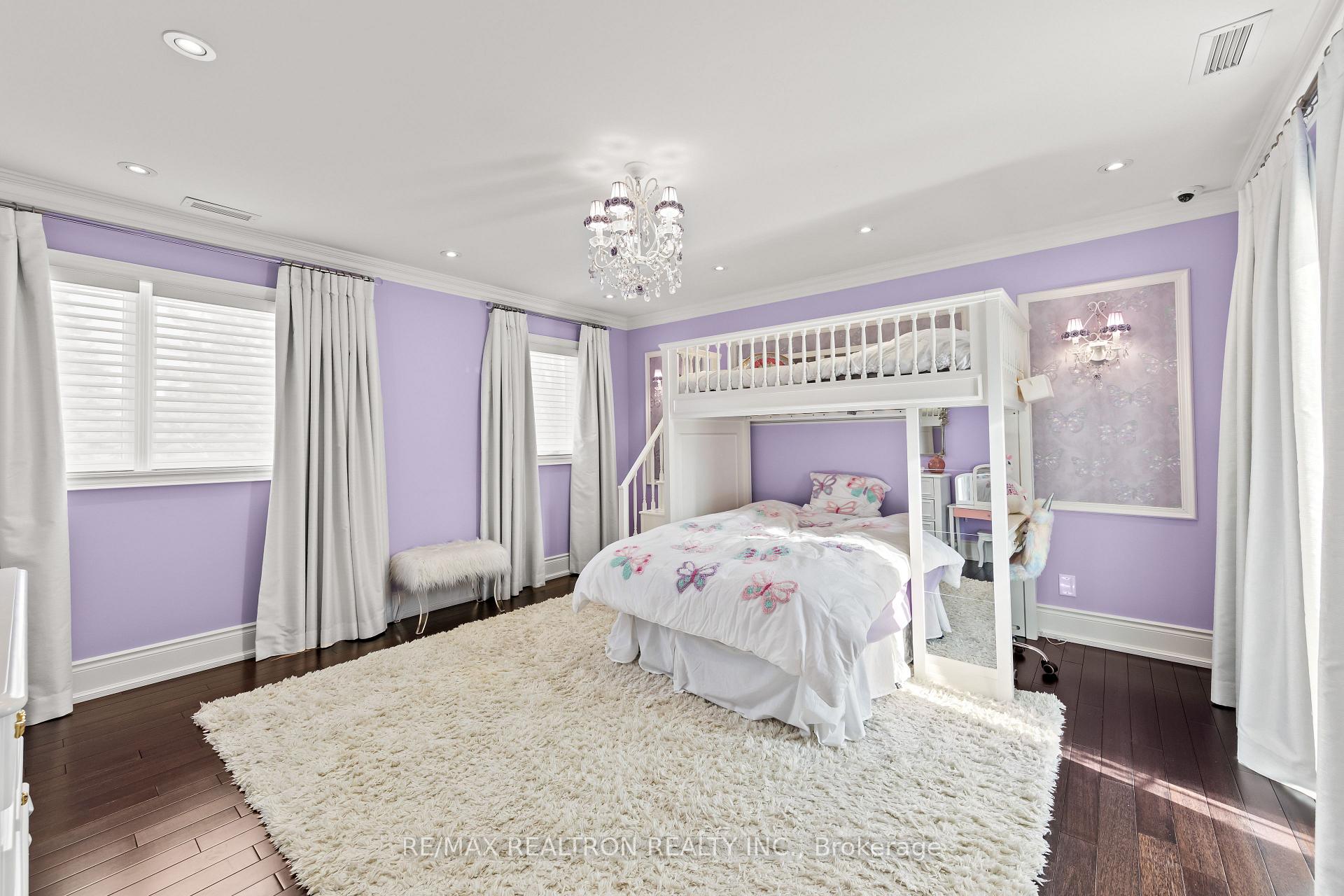 Photo 20 of 129 Thornridge Drive, Vaughan, Crestwood-Springfarm-Yorkhill — HOMEH