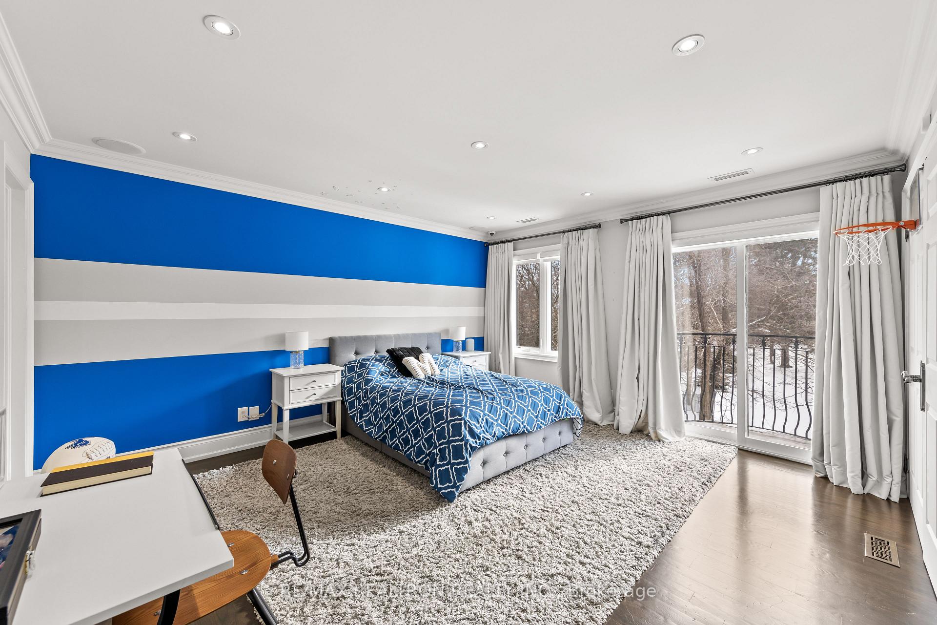 Photo 38 of 129 Thornridge Drive, Vaughan, Crestwood-Springfarm-Yorkhill — HOMEH