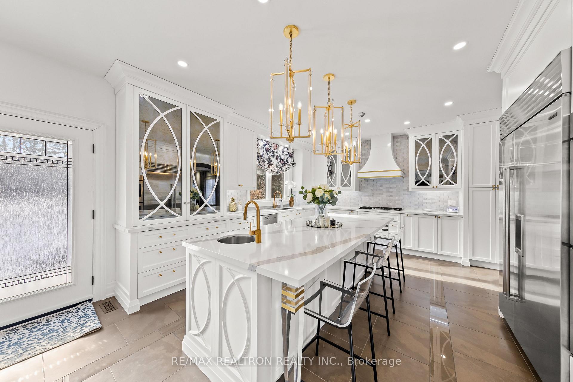 Photo 48 of 129 Thornridge Drive, Vaughan, Crestwood-Springfarm-Yorkhill — HOMEH
