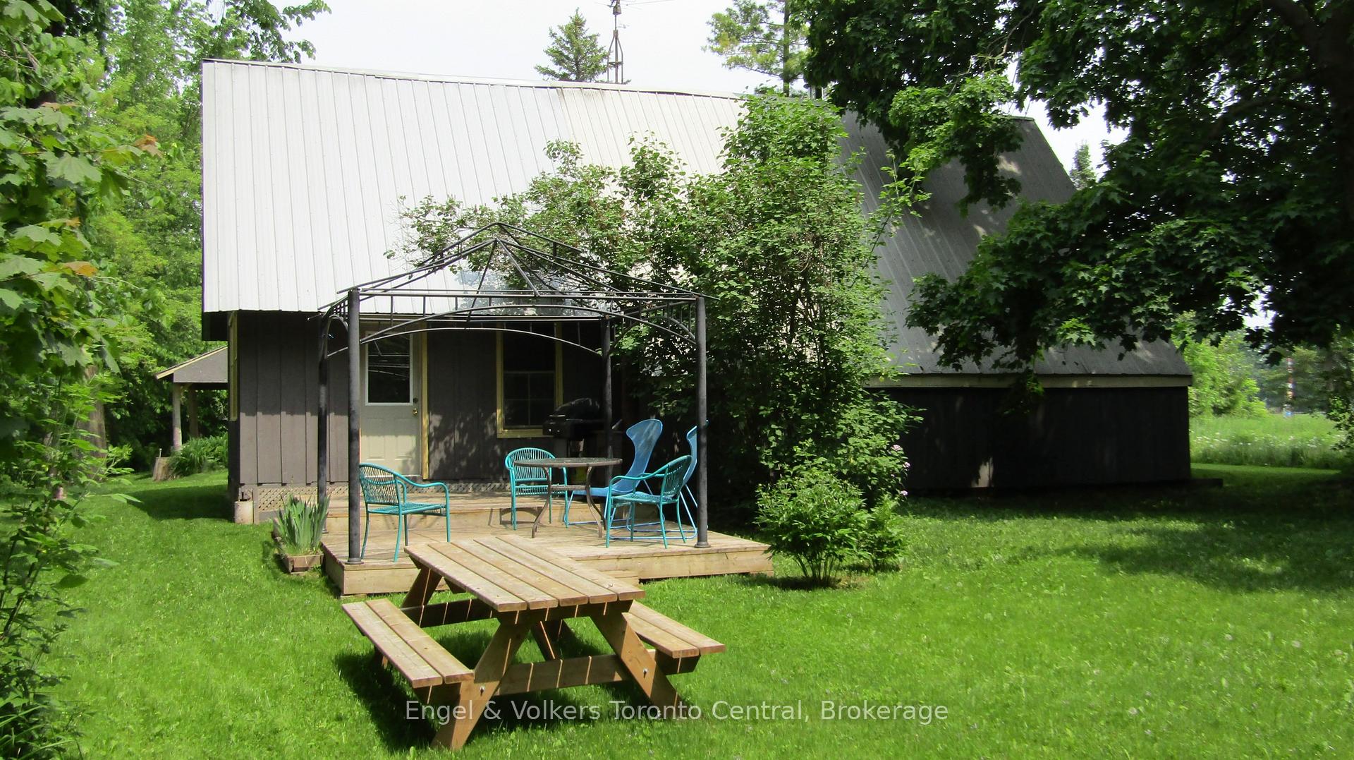 Photo 38 of 7237 Nottawasaga 6/7 Side Road, Clearview, Rural Clearview — HOMEH