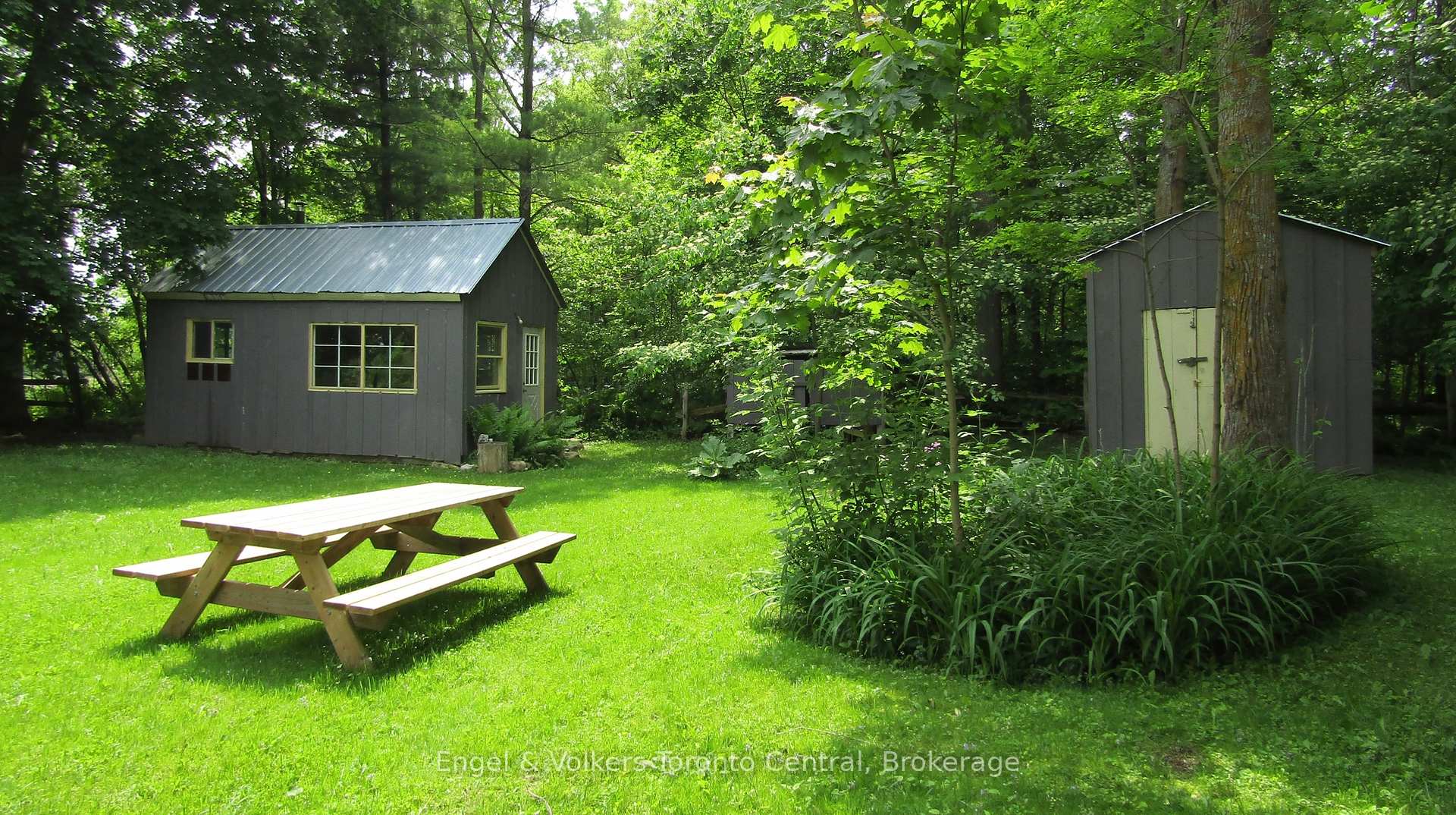 Photo 13 of 7237 Nottawasaga 6/7 Side Road, Clearview, Rural Clearview — HOMEH