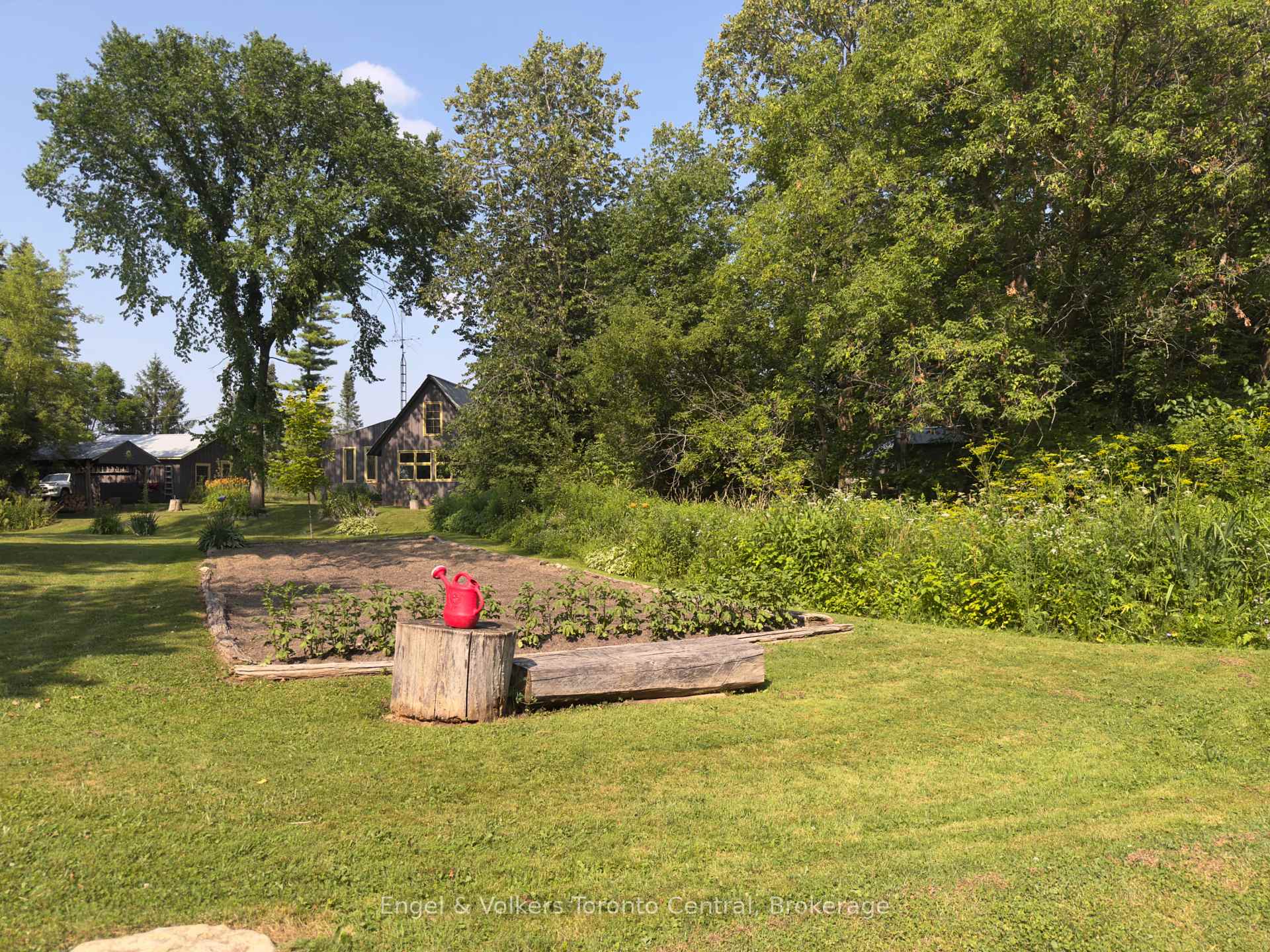 Photo 25 of 7237 Nottawasaga 6/7 Side Road, Clearview, Rural Clearview — HOMEH