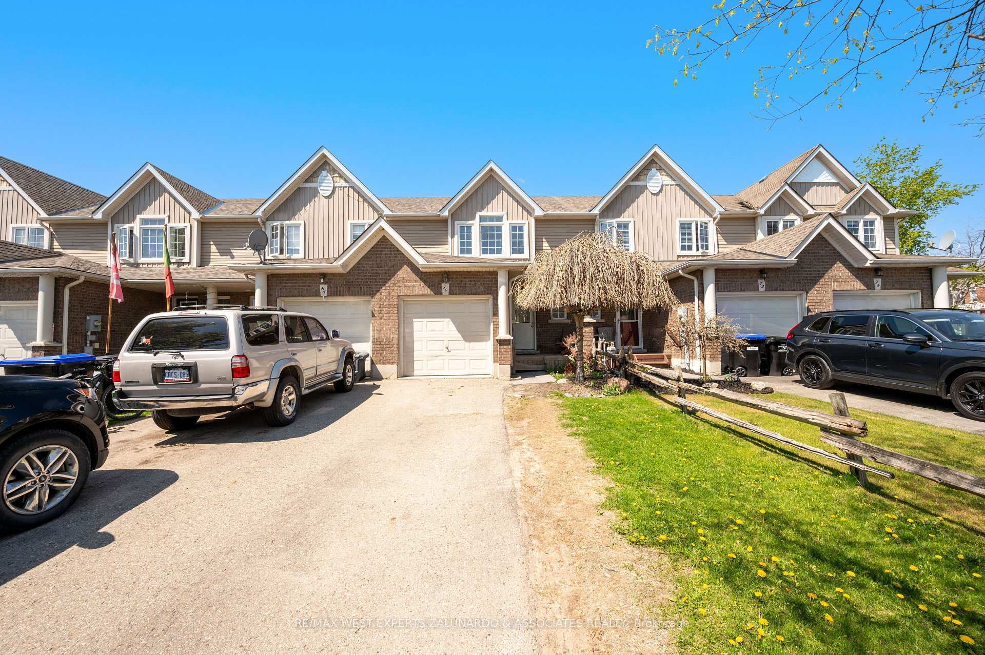 Photo 6 of 70 Ruthven Crescent, New Tecumseth, Alliston — HOMEH