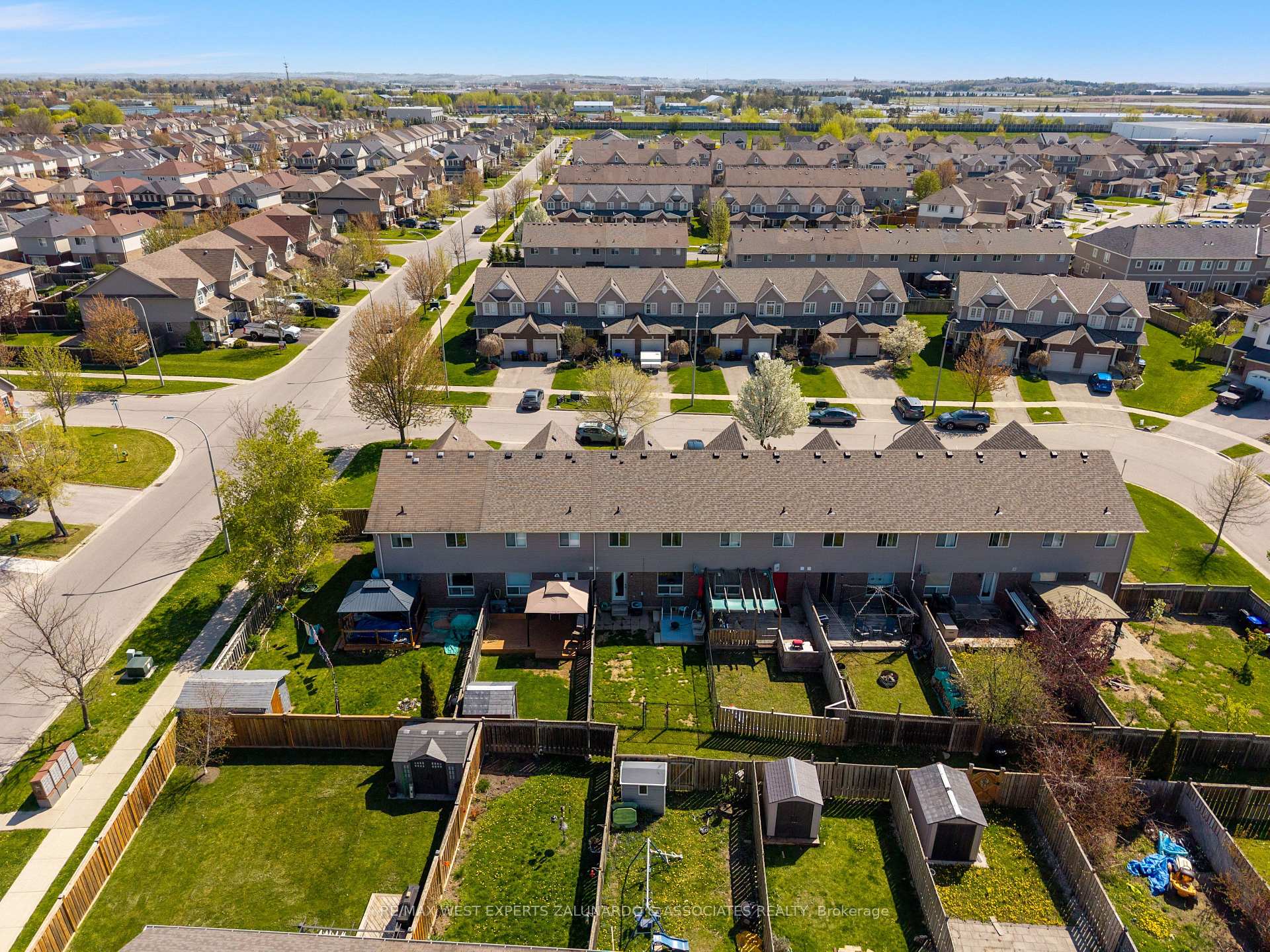 Photo 25 of 70 Ruthven Crescent, New Tecumseth, Alliston — HOMEH