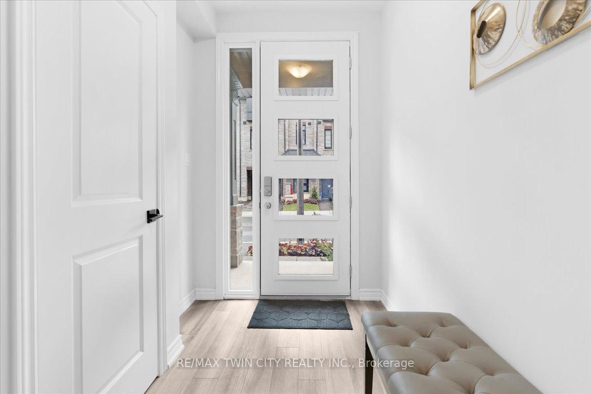 Photo 44 of Unit 5, 187 Wilson Street W, Hamilton, Ancaster — HOMEH