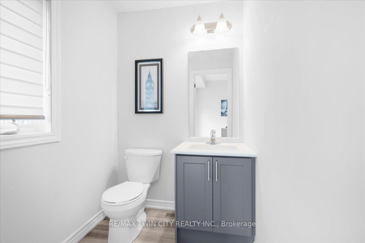 Photo 45 of Unit 5, 187 Wilson Street W, Hamilton, Ancaster — HOMEH