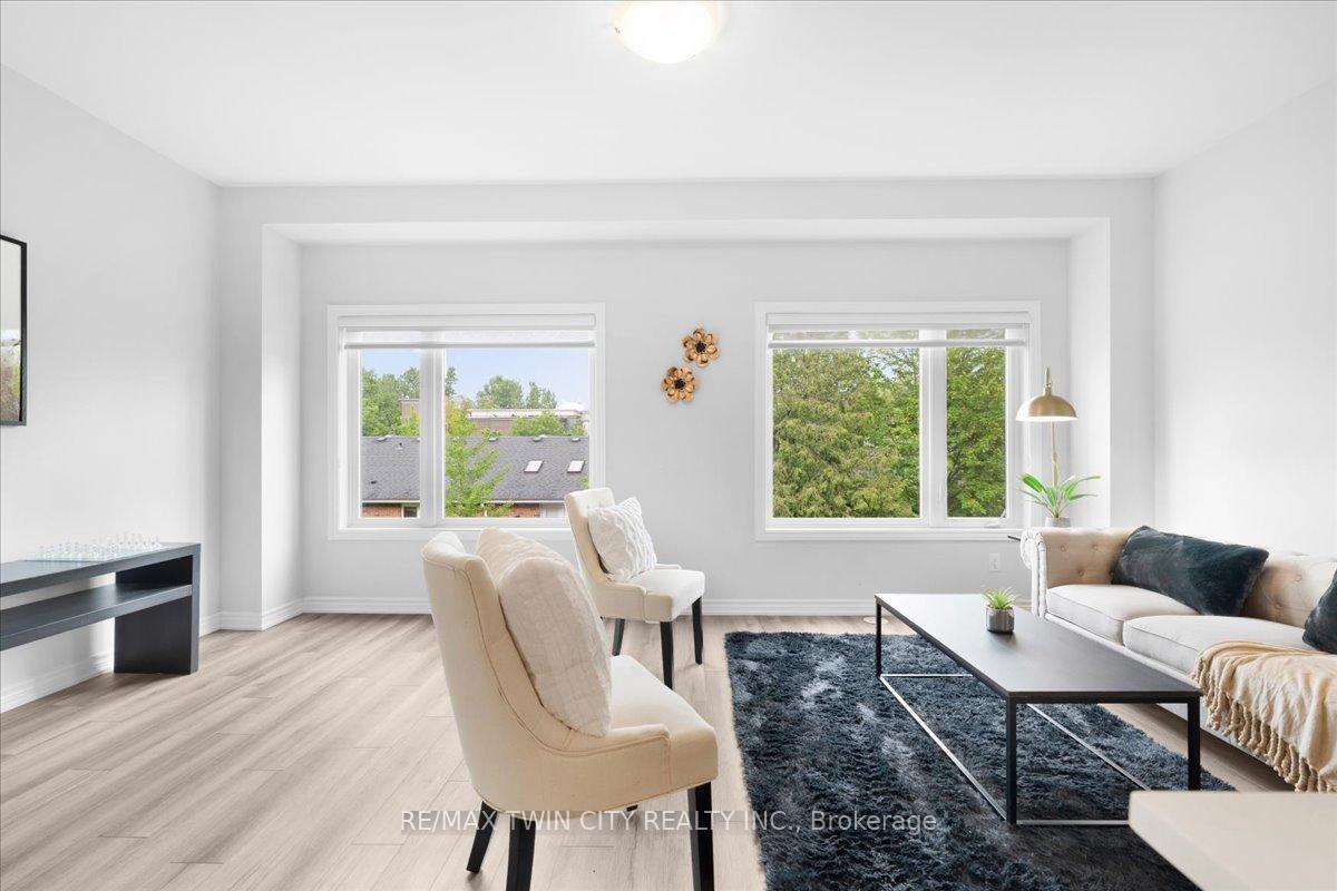 Photo 14 of Unit 5, 187 Wilson Street W, Hamilton, Ancaster — HOMEH