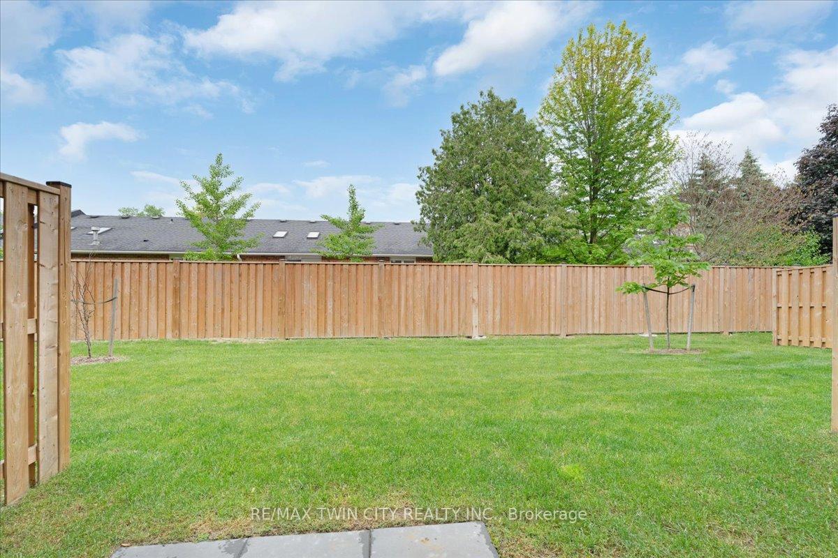 Photo 43 of Unit 5, 187 Wilson Street W, Hamilton, Ancaster — HOMEH