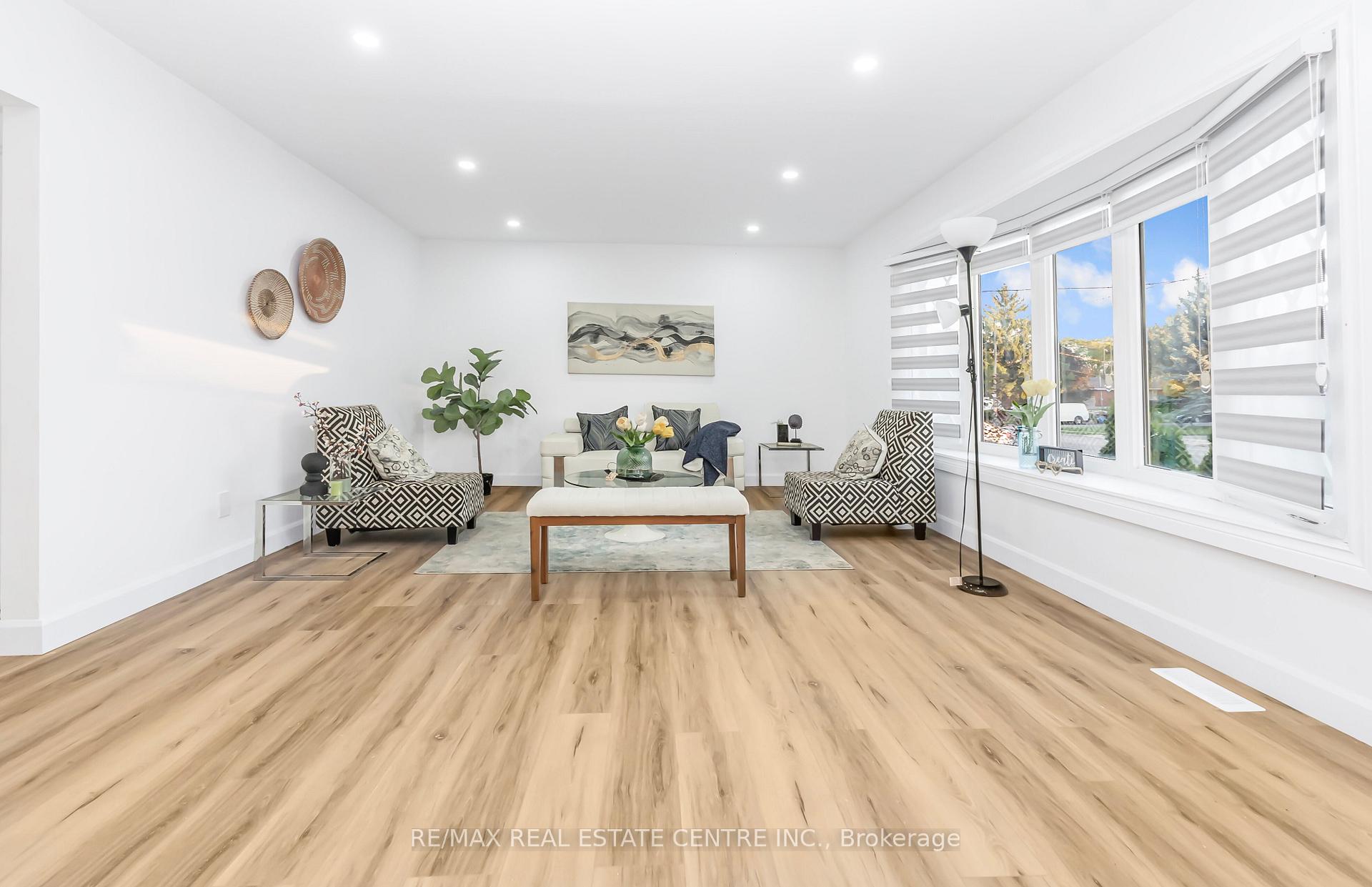 Photo 8 of 959 Mohawk Road E, Hamilton, Huntington — HOMEH
