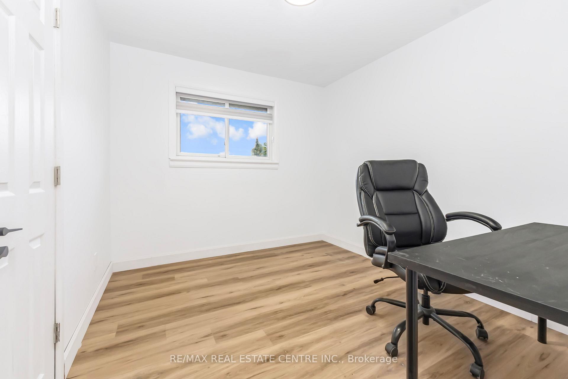 Photo 23 of 959 Mohawk Road E, Hamilton, Huntington — HOMEH