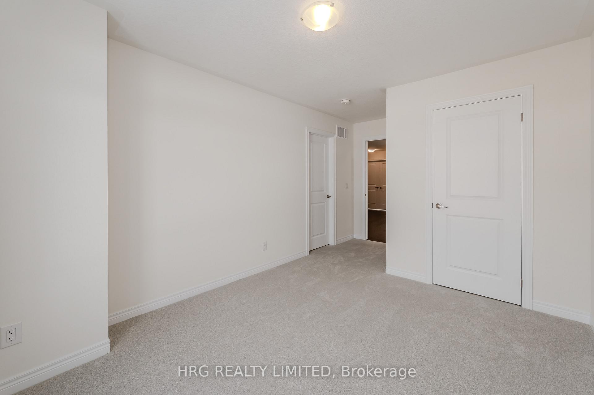 Photo 13 of 262 Histand Trail E, Kitchener — HOMEH