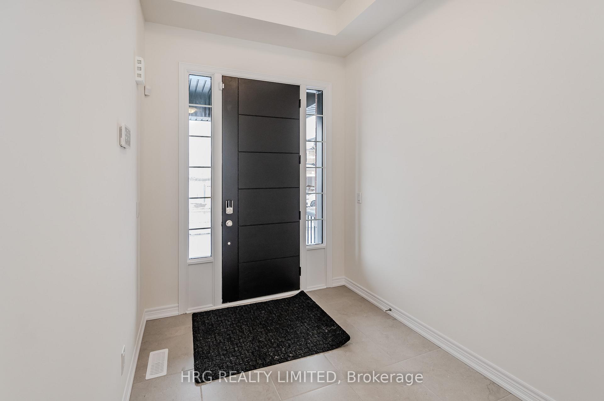 Photo 12 of 258 Histand Trail E, Kitchener — HOMEH