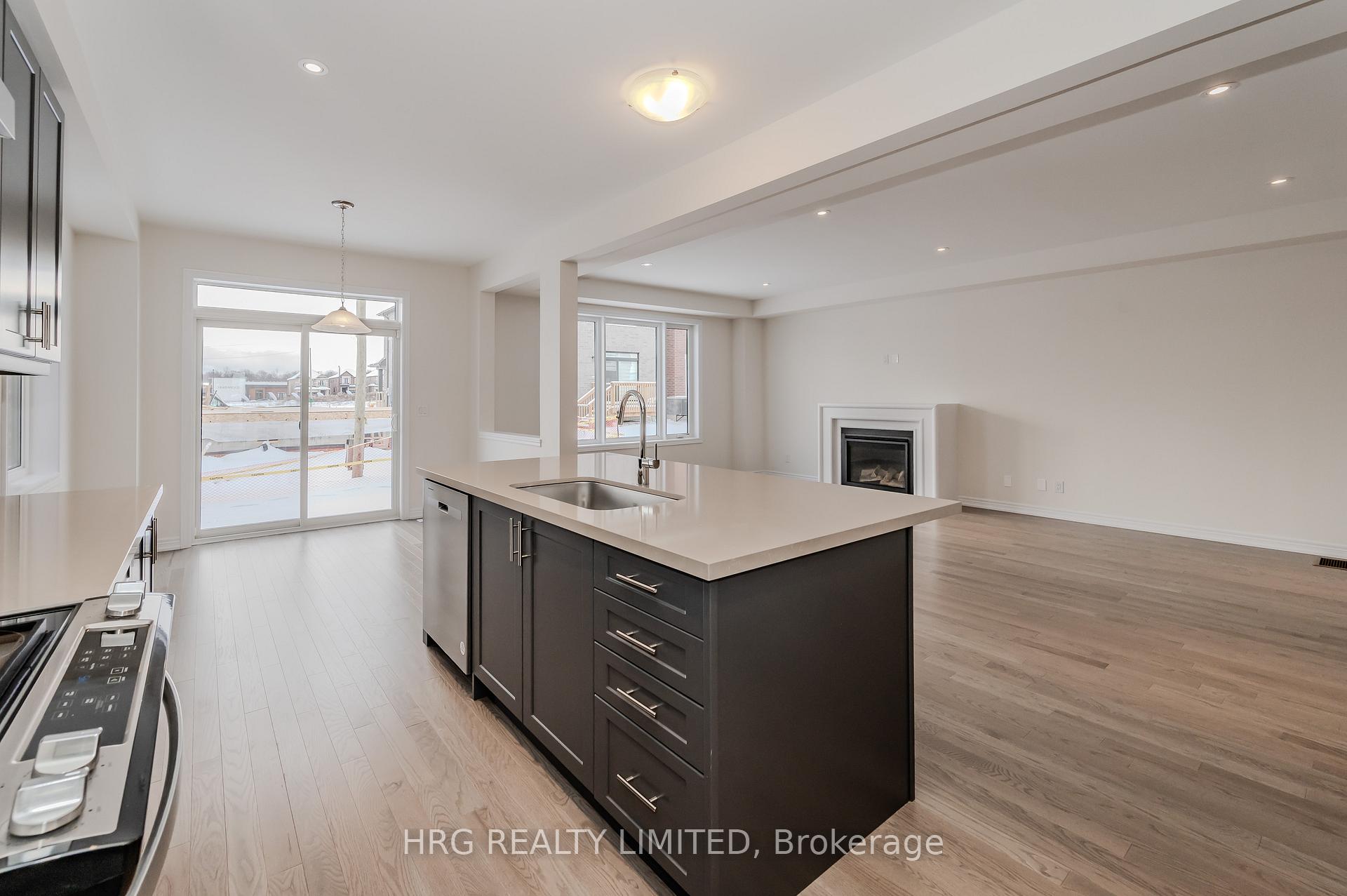 Photo 15 of 258 Histand Trail E, Kitchener — HOMEH