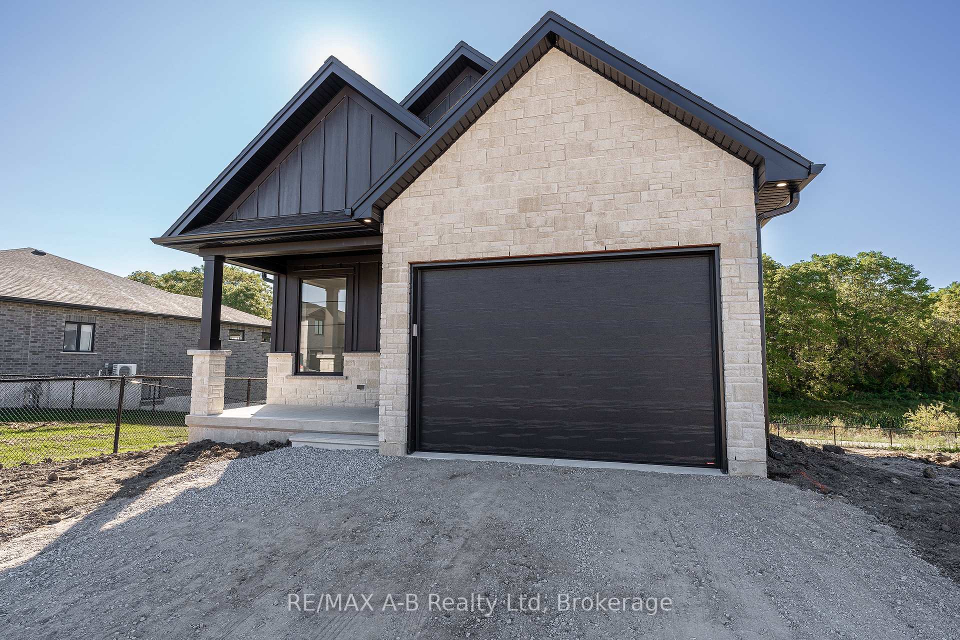 Photo 8 of 144 Hooper Street, St. Marys — HOMEH