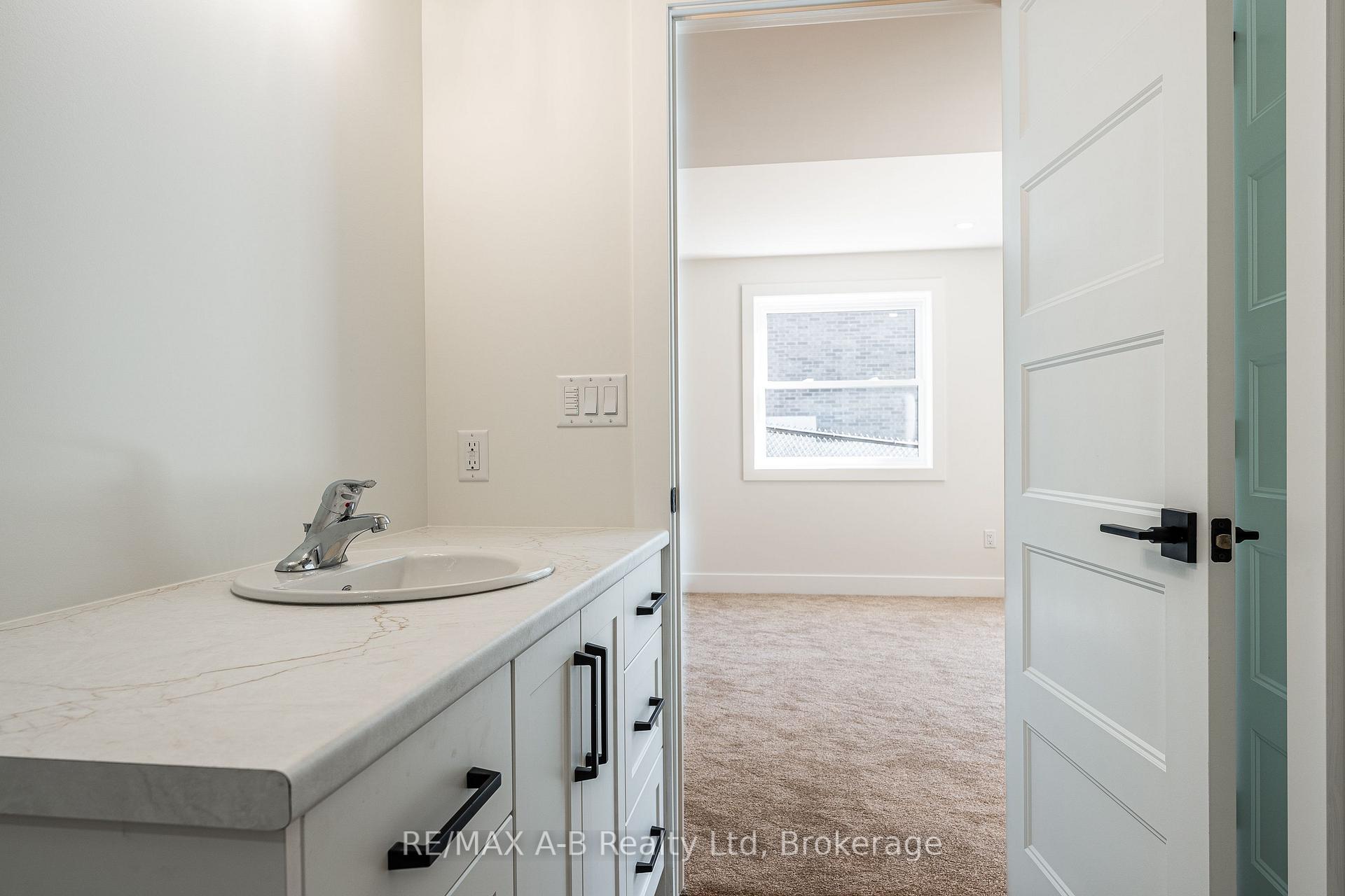 Photo 18 of 144 Hooper Street, St. Marys — HOMEH