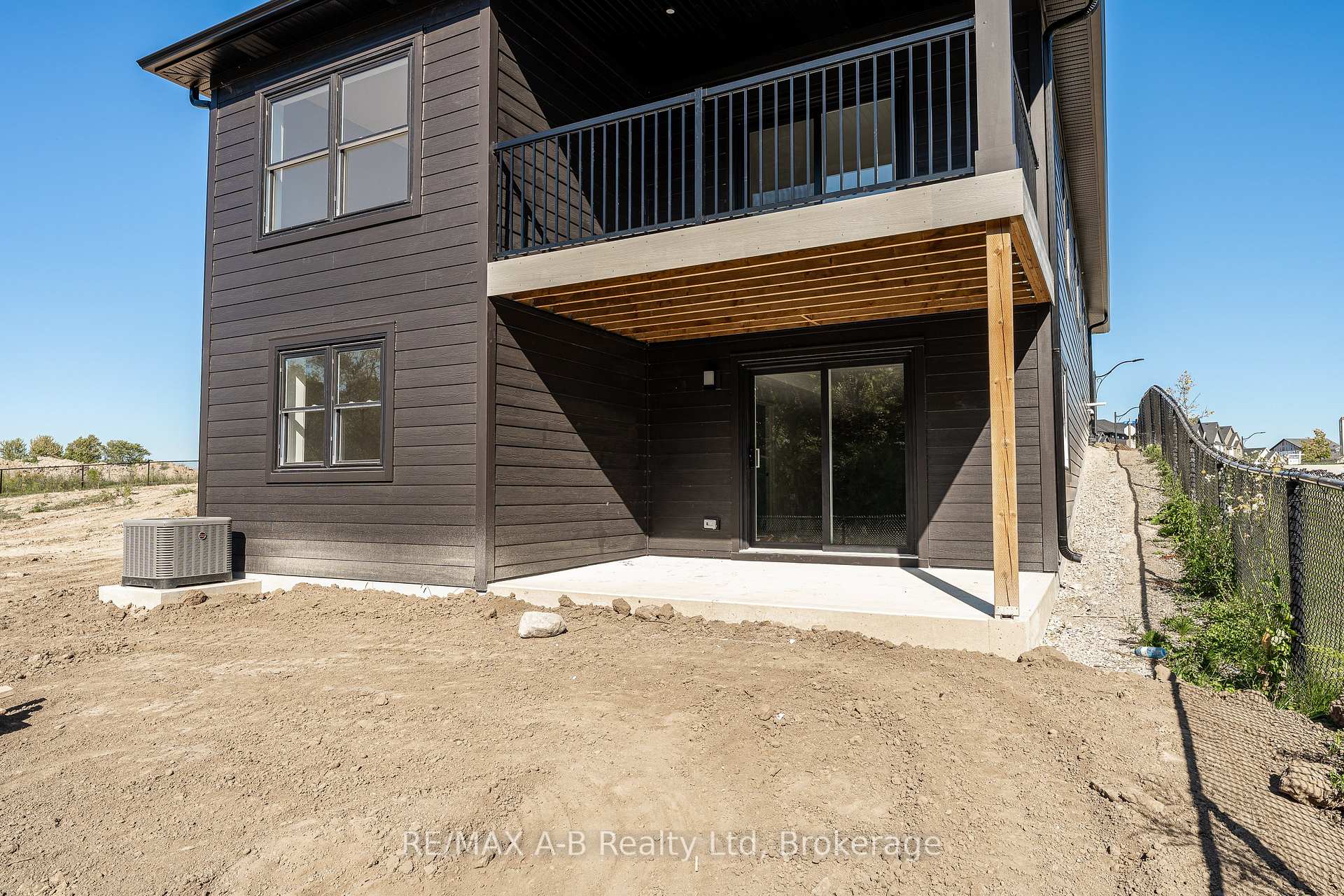 Photo 46 of 144 Hooper Street, St. Marys — HOMEH