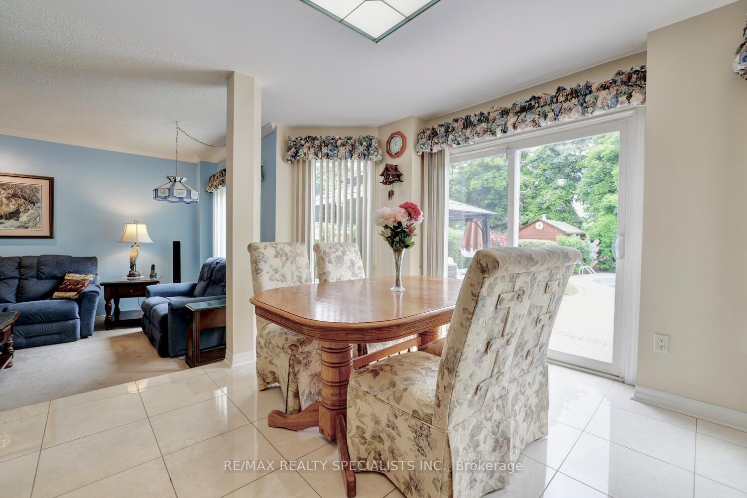 Photo 11 of 3114 Cascade Court, Mississauga, Erin Mills — HOMEH