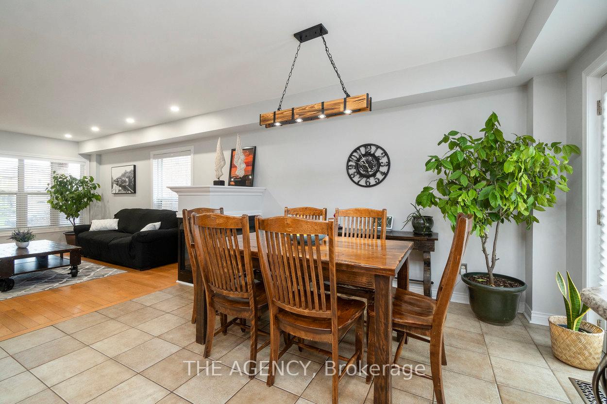 Photo 4 of 20 Highmore Avenue, Caledon, Bolton East — HOMEH