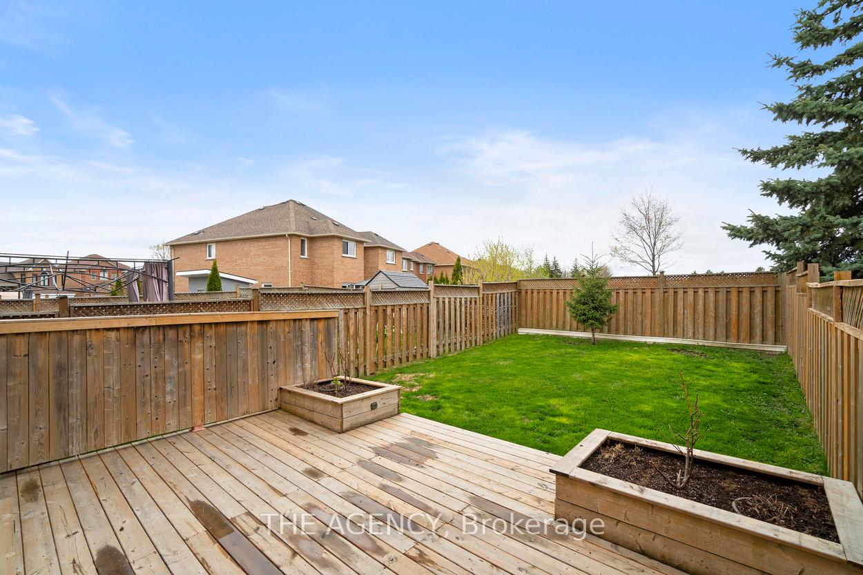 Photo 21 of 20 Highmore Avenue, Caledon, Bolton East — HOMEH