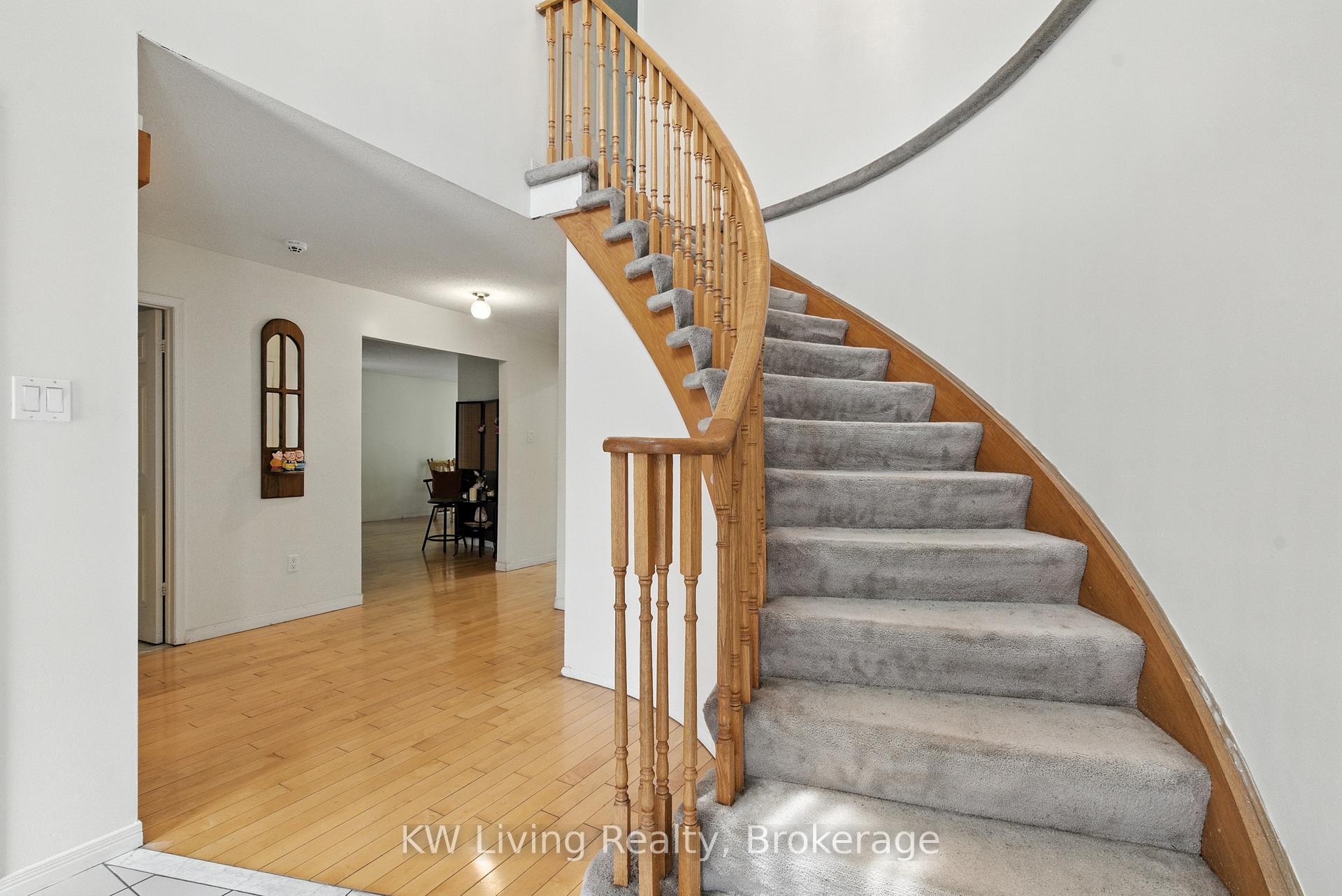 Photo 20 of 1599 Summergrove Crescent, Mississauga, East Credit — HOMEH