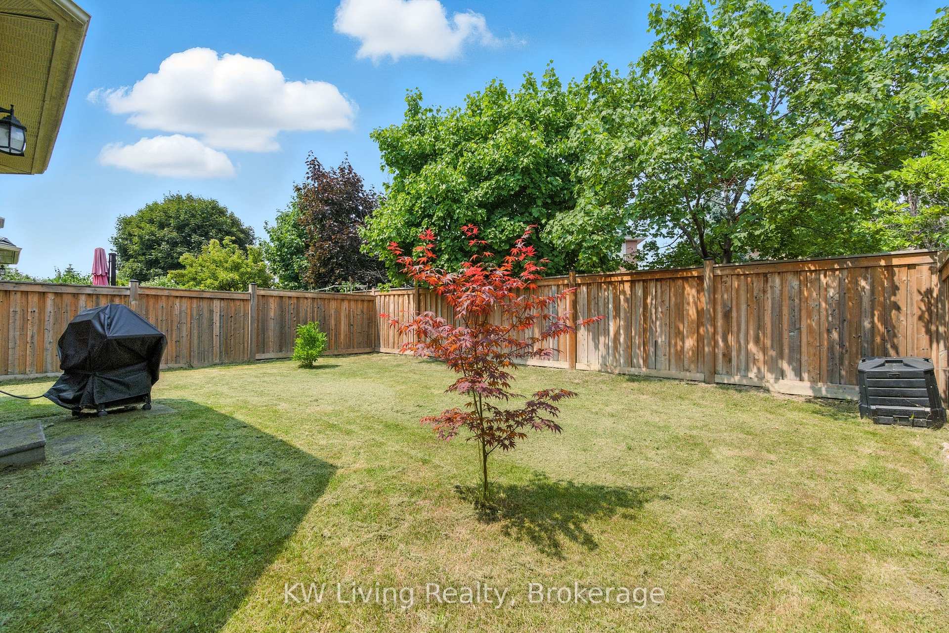 Photo 25 of 1599 Summergrove Crescent, Mississauga, East Credit — HOMEH