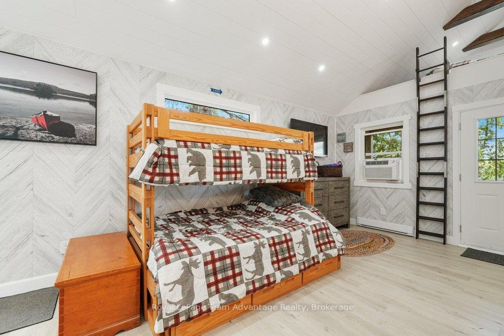 Photo 19 of 47 Ridgeway Drive, Carling — HOMEH