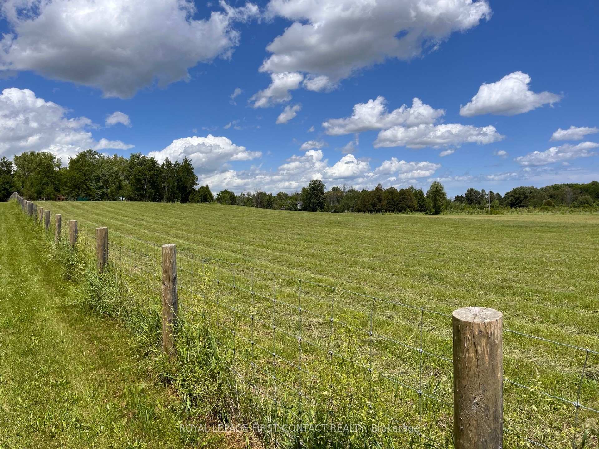 Photo 11 of 3348 2nd Line, Innisfil, Rural Innisfil — HOMEH