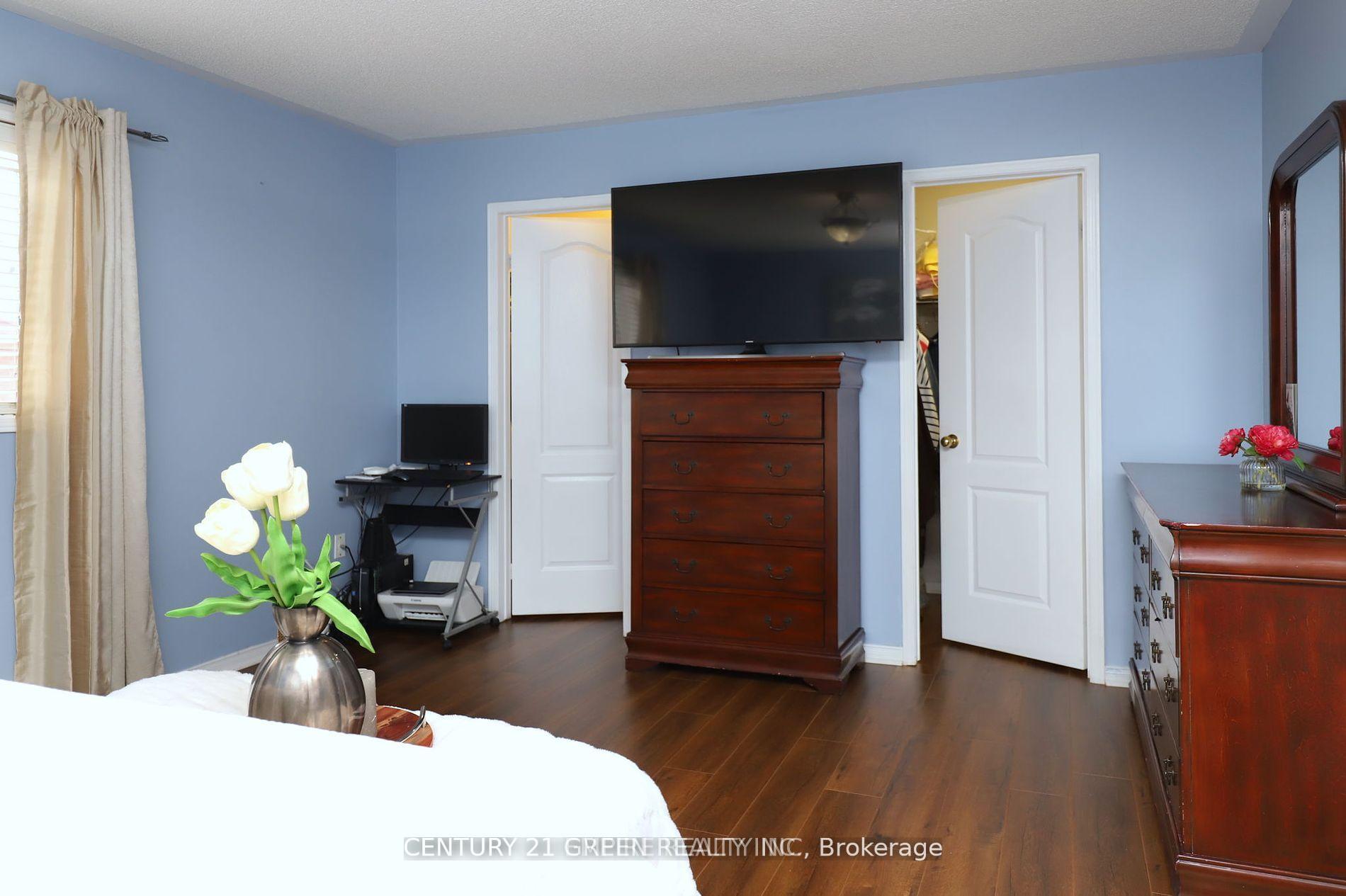 Photo 16 of 21 Spencer Drive, Brampton, Fletcher's Meadow — HOMEH