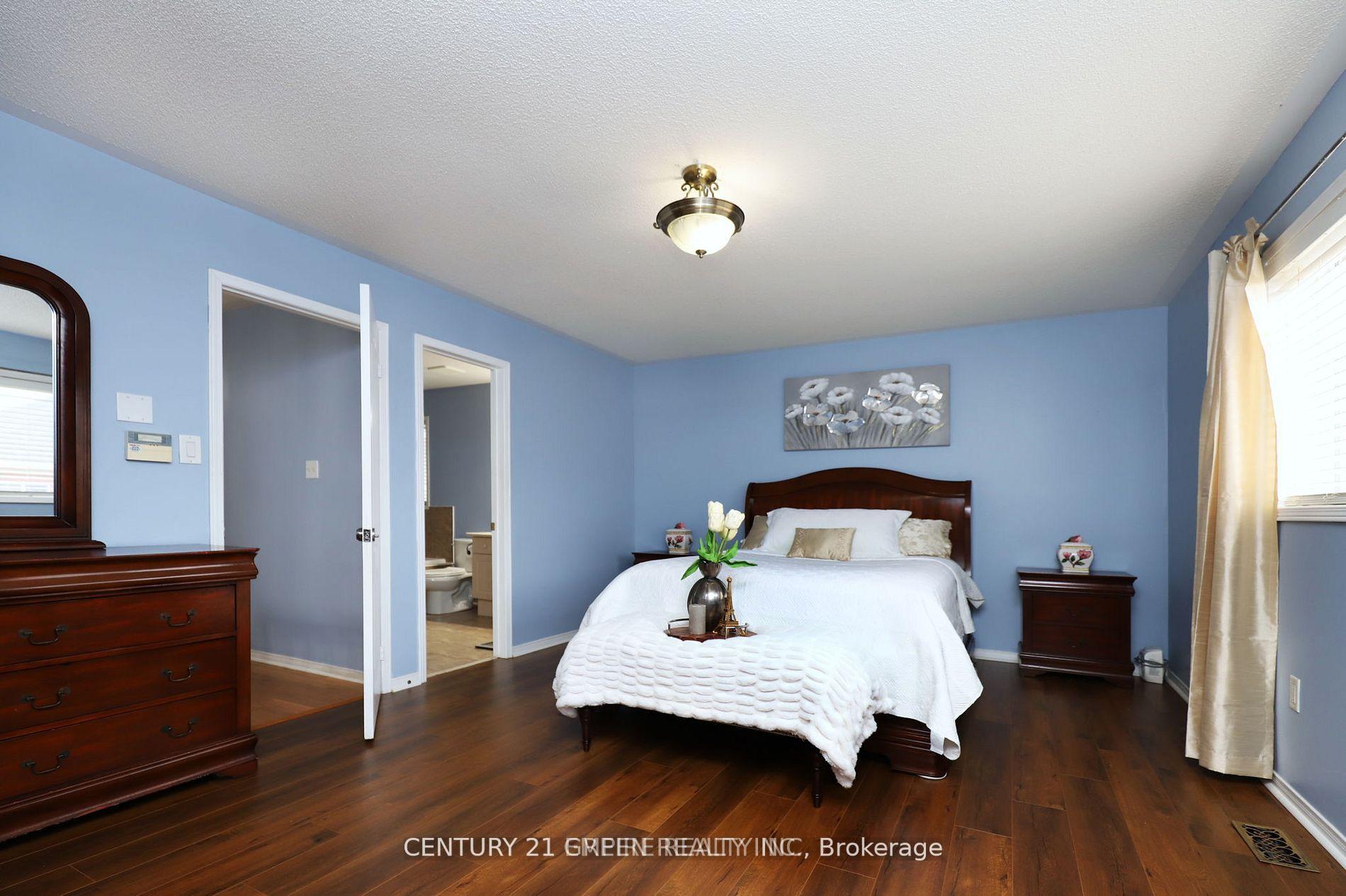 Photo 29 of 21 Spencer Drive, Brampton, Fletcher's Meadow — HOMEH