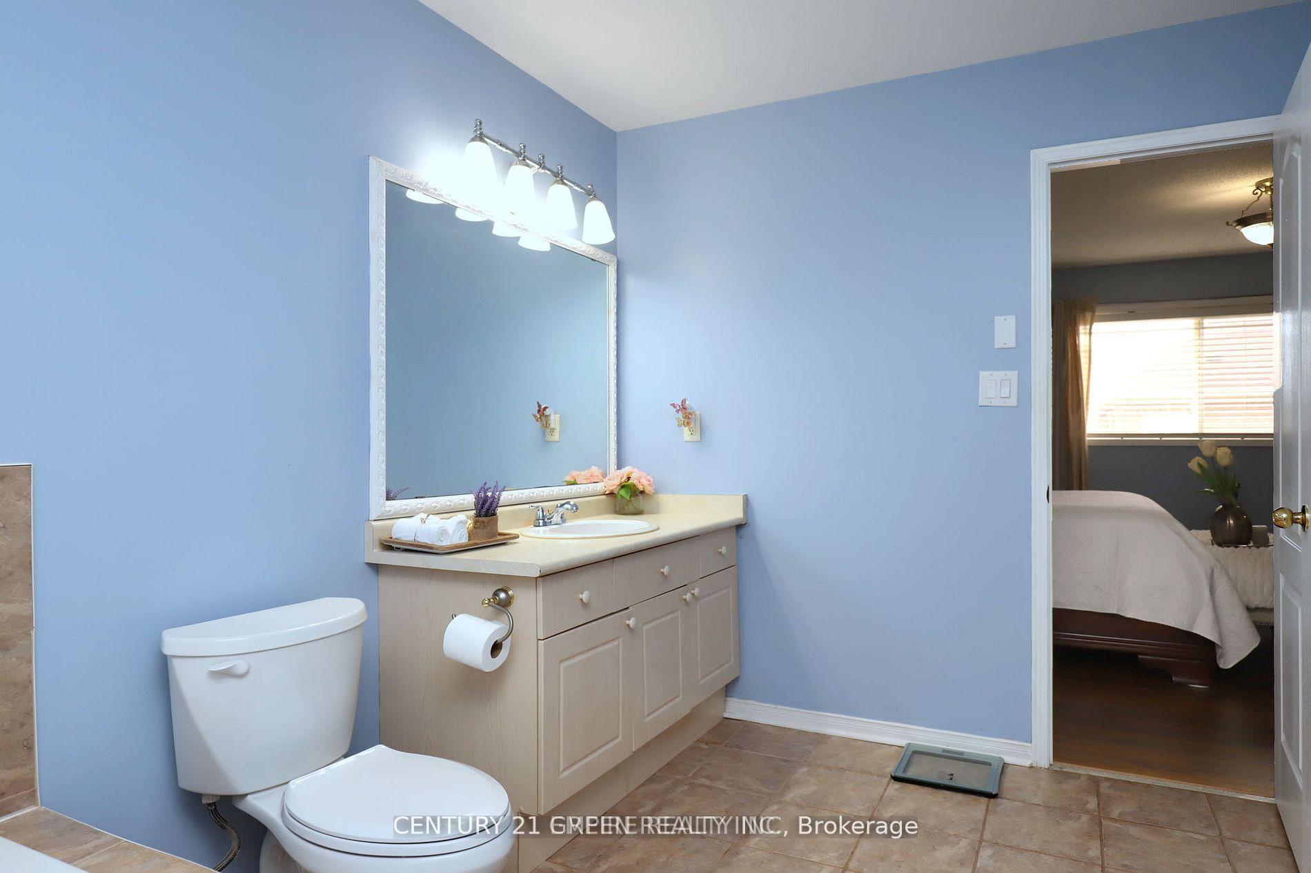 Photo 20 of 21 Spencer Drive, Brampton, Fletcher's Meadow — HOMEH