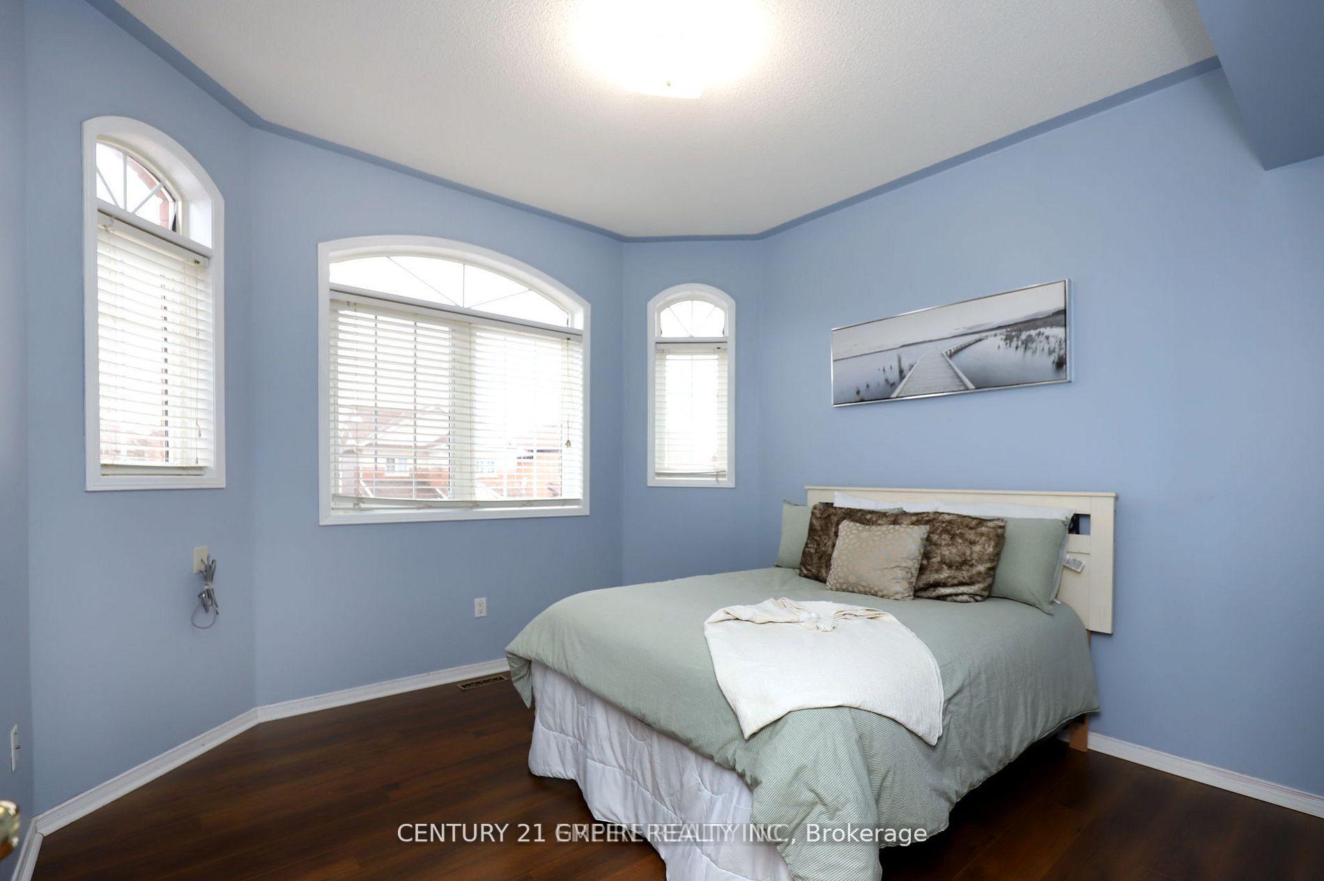 Photo 27 of 21 Spencer Drive, Brampton, Fletcher's Meadow — HOMEH