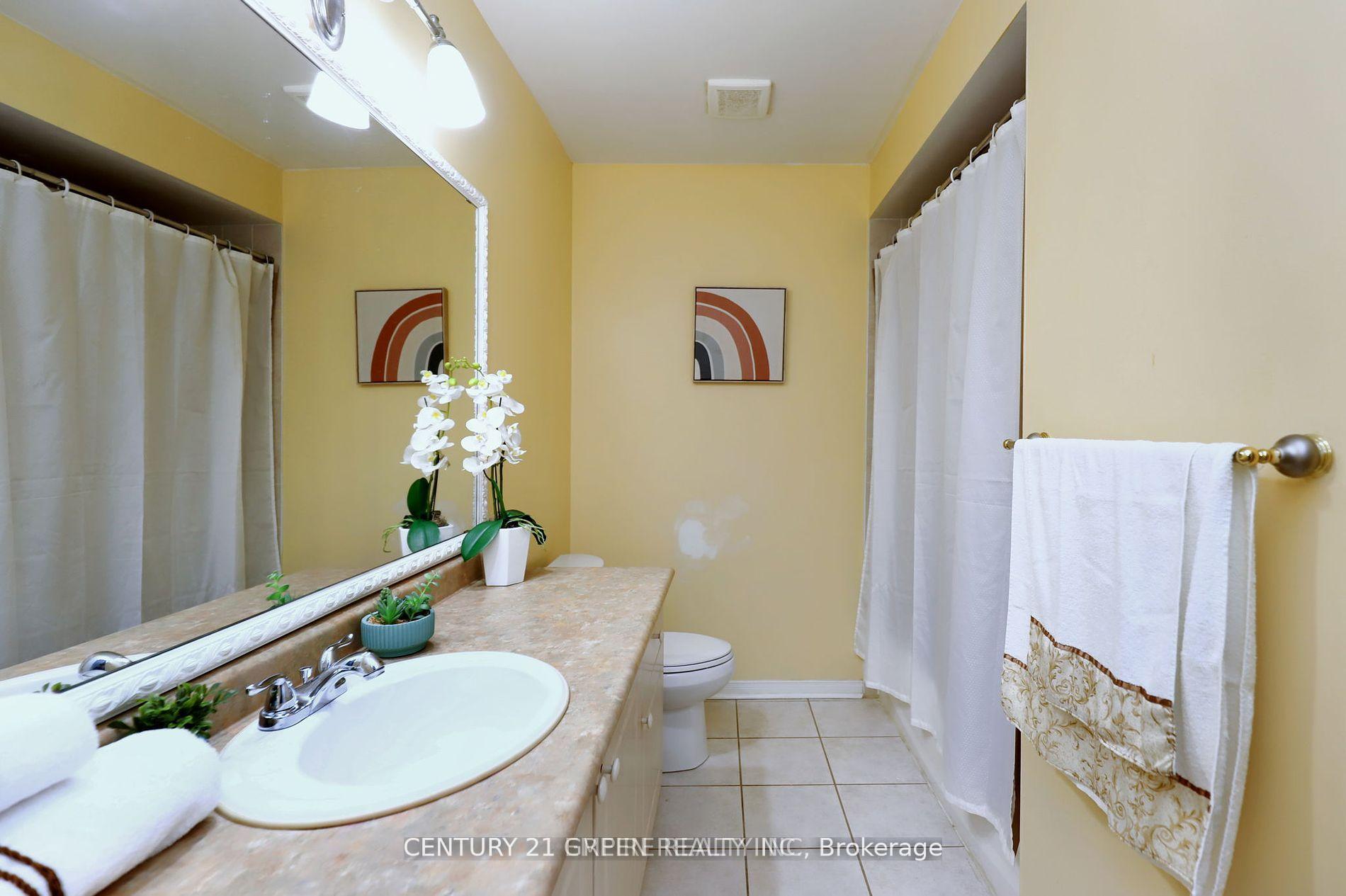Photo 30 of 21 Spencer Drive, Brampton, Fletcher's Meadow — HOMEH