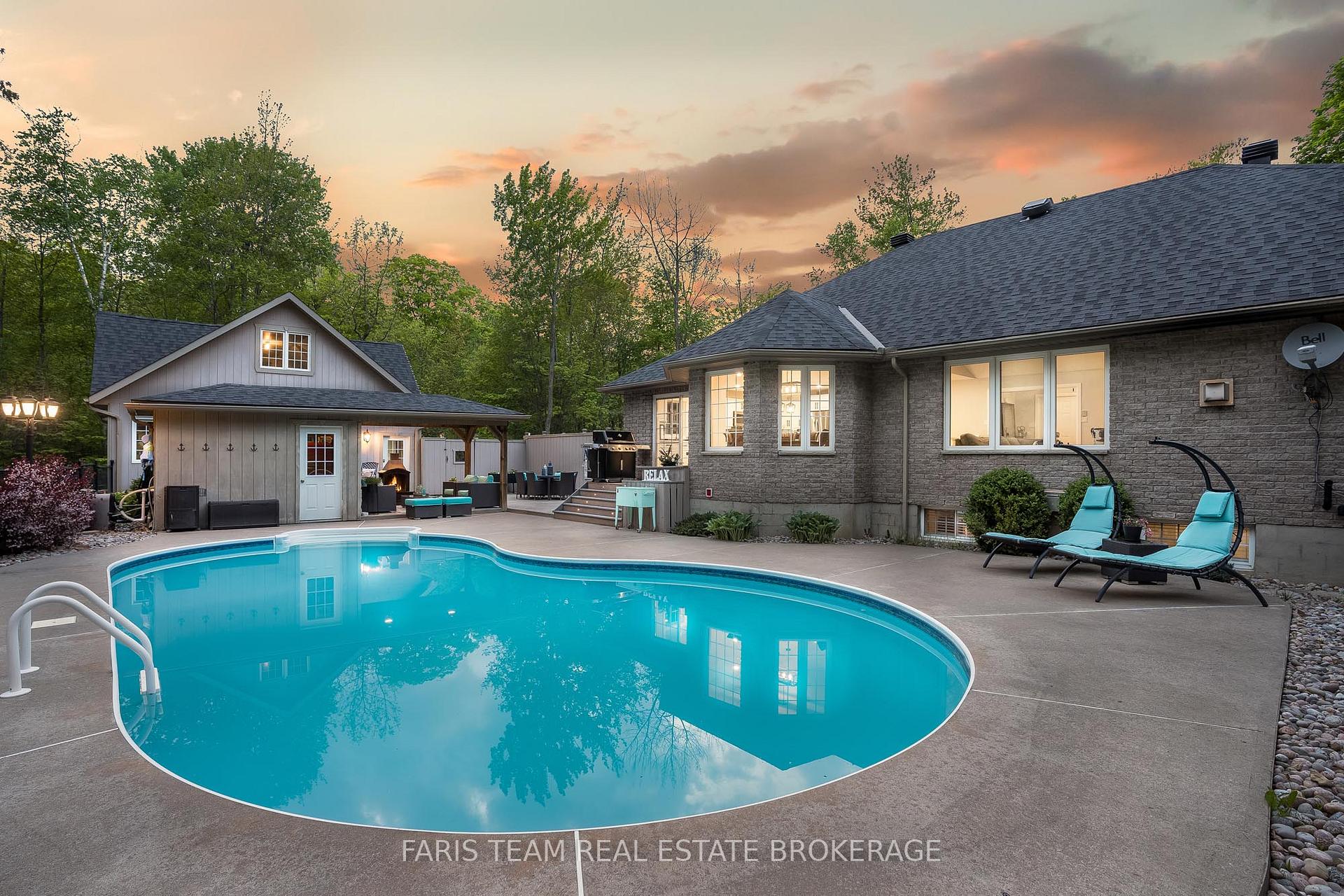 Photo 2 of 37 O'Donnell Court, Penetanguishene — HOMEH